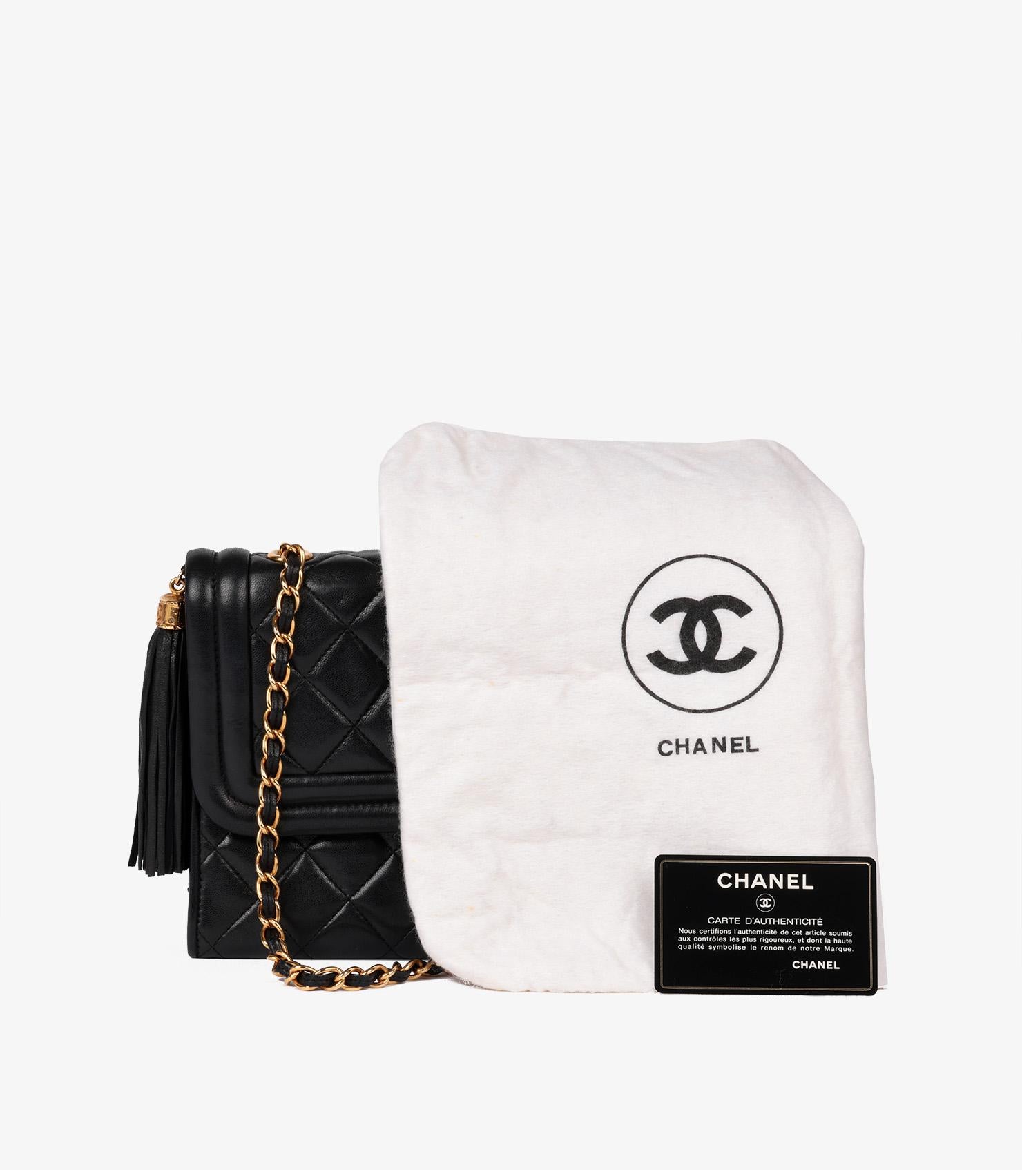 Chanel Schwarz Gestepptes Lammfell Vintage Fransen Kleine Timeless Einzelne Klappe Tasche im Angebot 5
