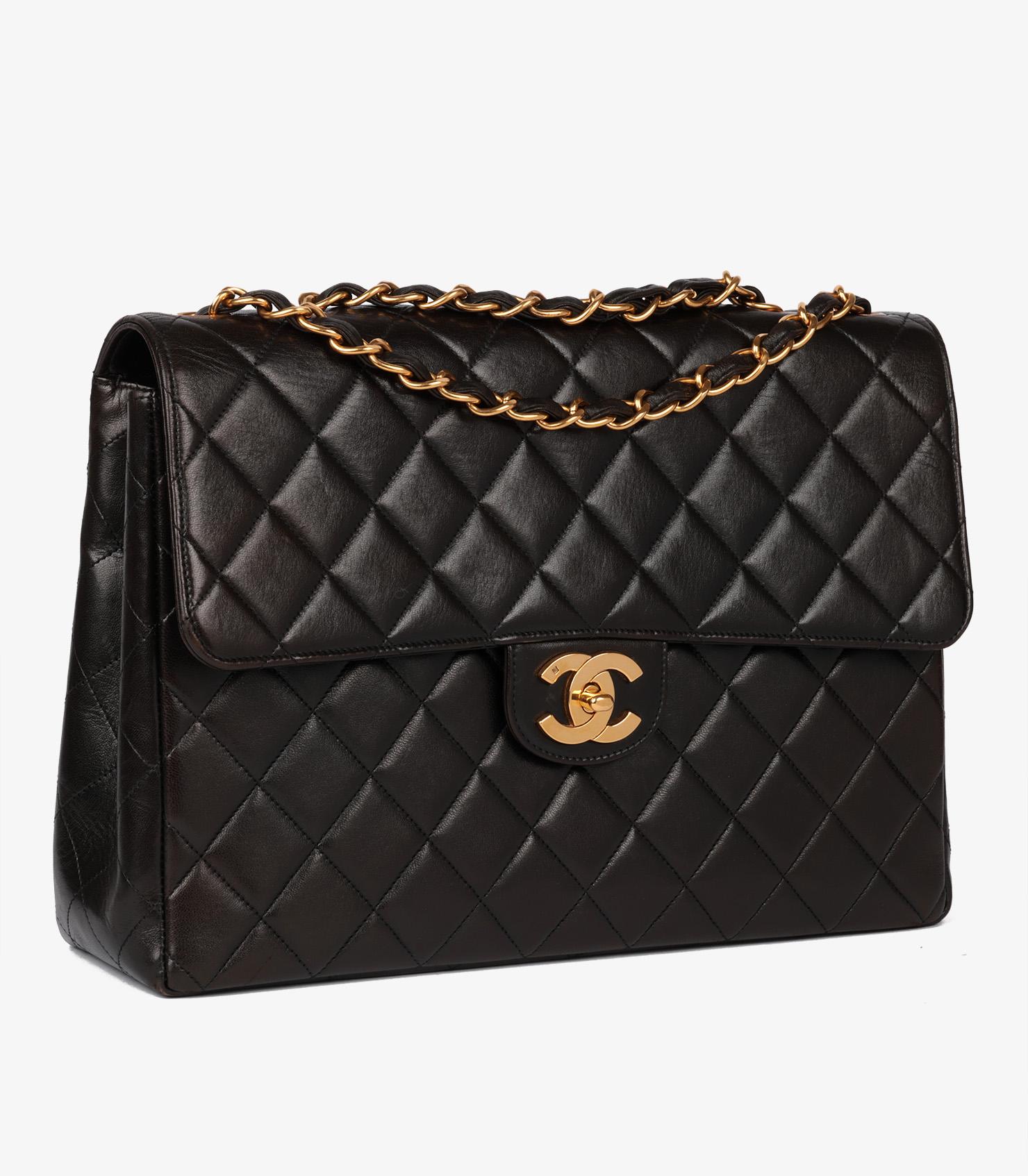 Chanel Black Quilted Lambskin Vintage Jumbo Classic Single Flap Bag In Excellent Condition In Bishop's Stortford, Hertfordshire