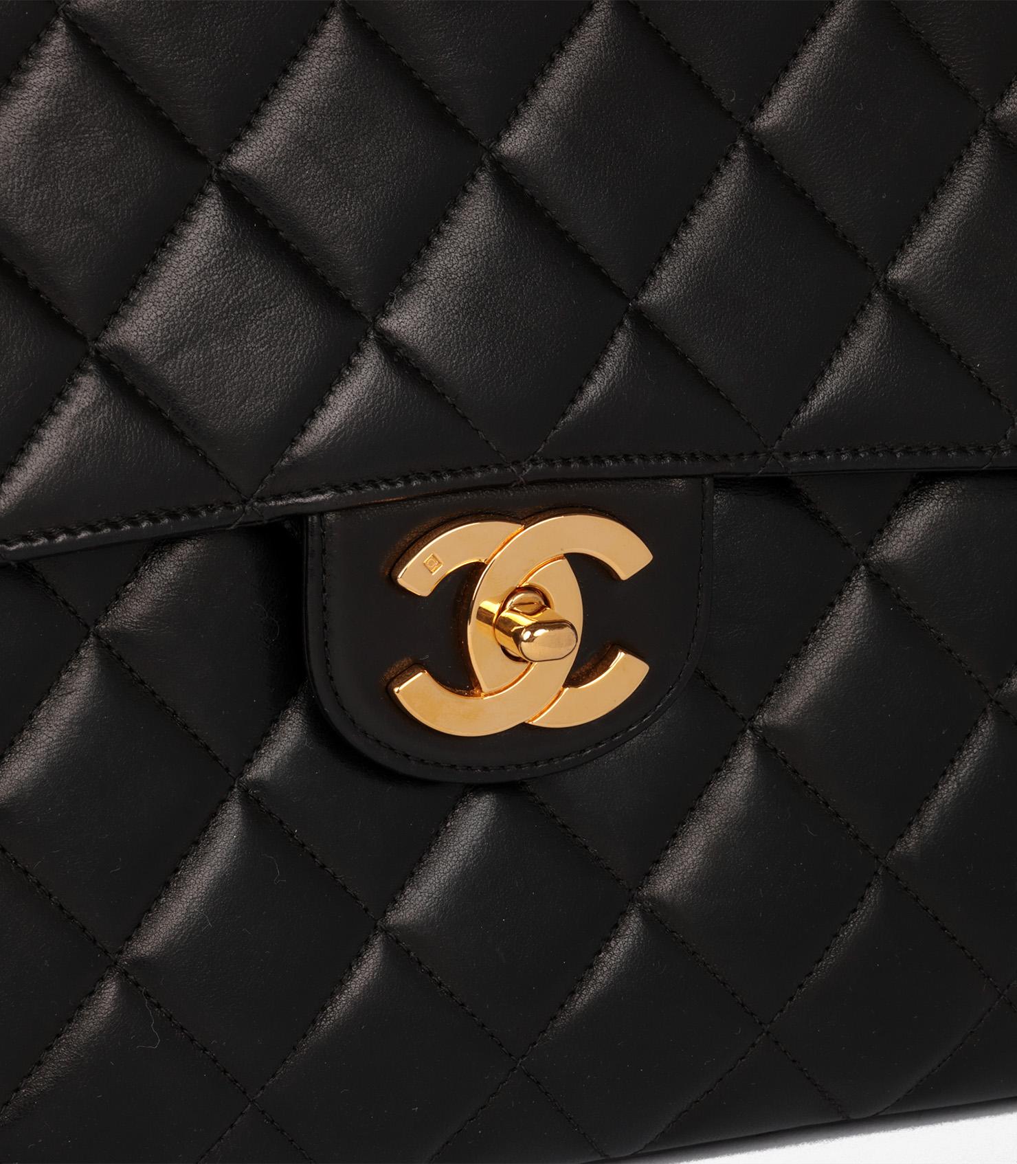 Chanel Black Quilted Lambskin Vintage Jumbo Classic Single Flap Bag 4