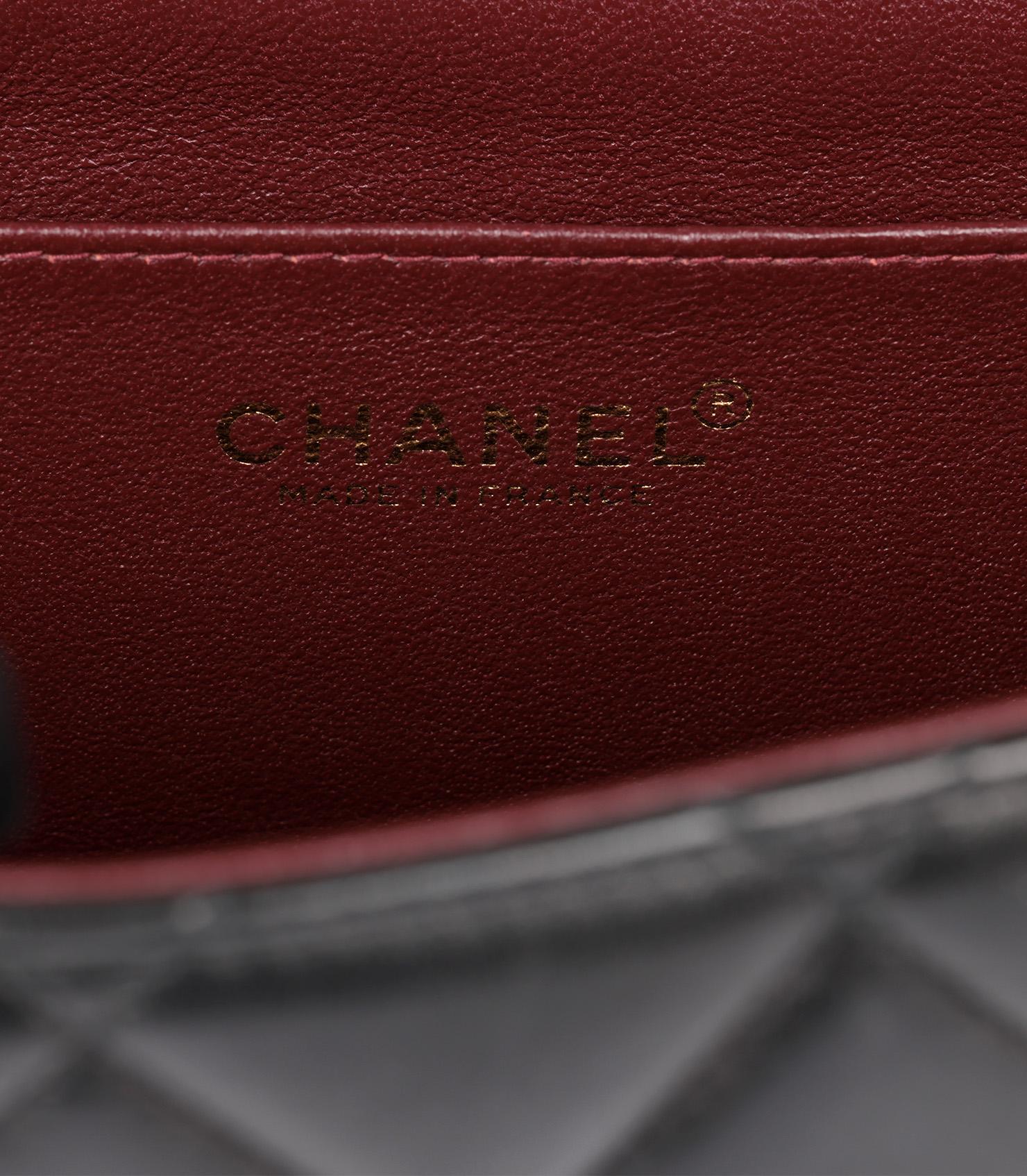 Chanel Black Quilted Lambskin Vintage Jumbo Classic Single Flap Bag 4