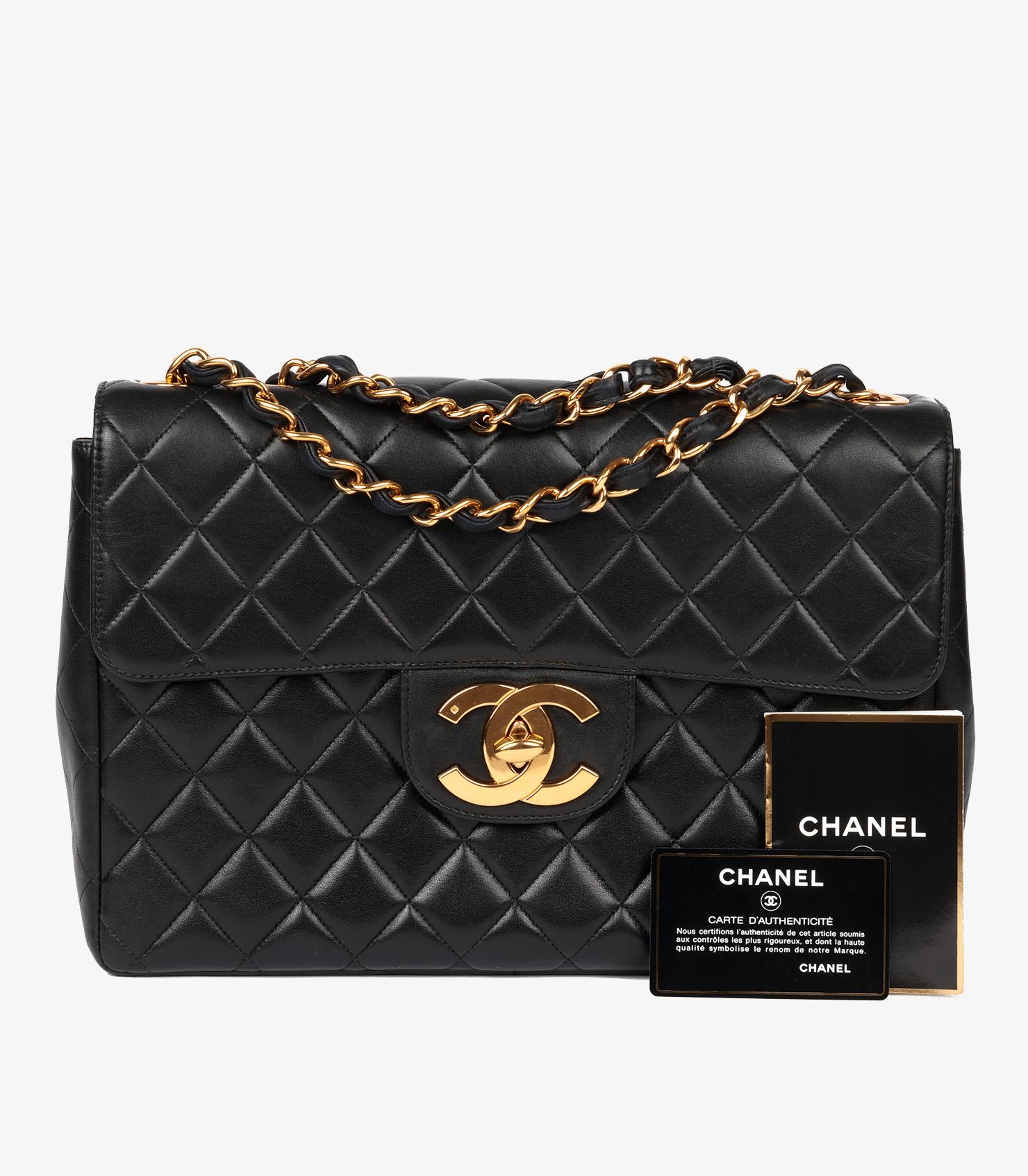 Chanel Schwarze Vintage Jumbo XL Classic Single Flap Tasche aus gestepptem Lammfell im Angebot 7