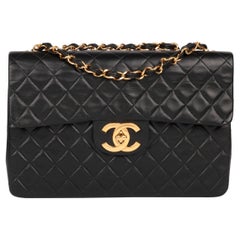 Borsa Chanel nera trapuntata in pelle d'agnello vintage Maxi Jumbo XL Classic con patta singola