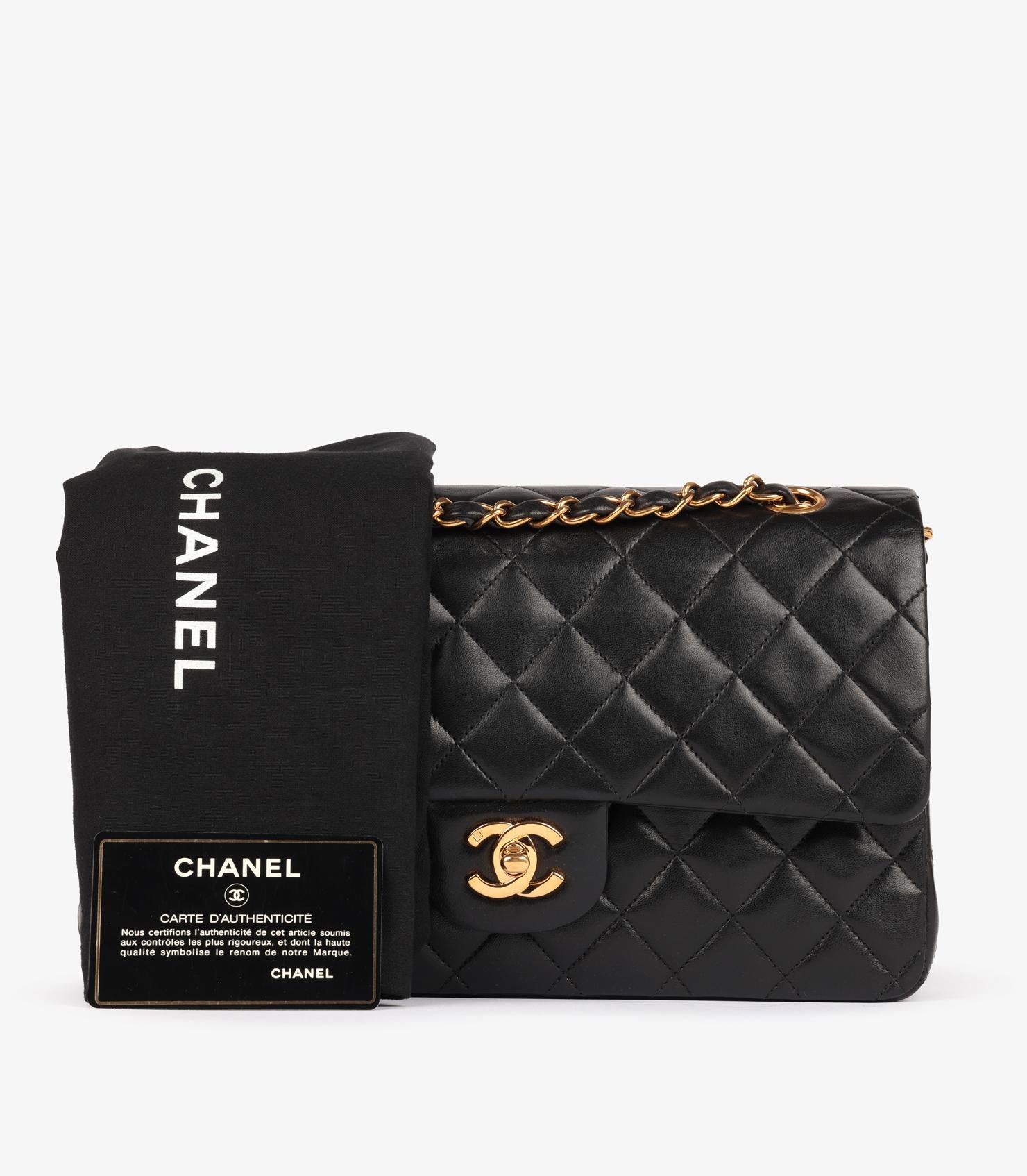 Chanel Black Quilted Lambskin Vintage Medium Classic Double Flap Bag im Angebot 7