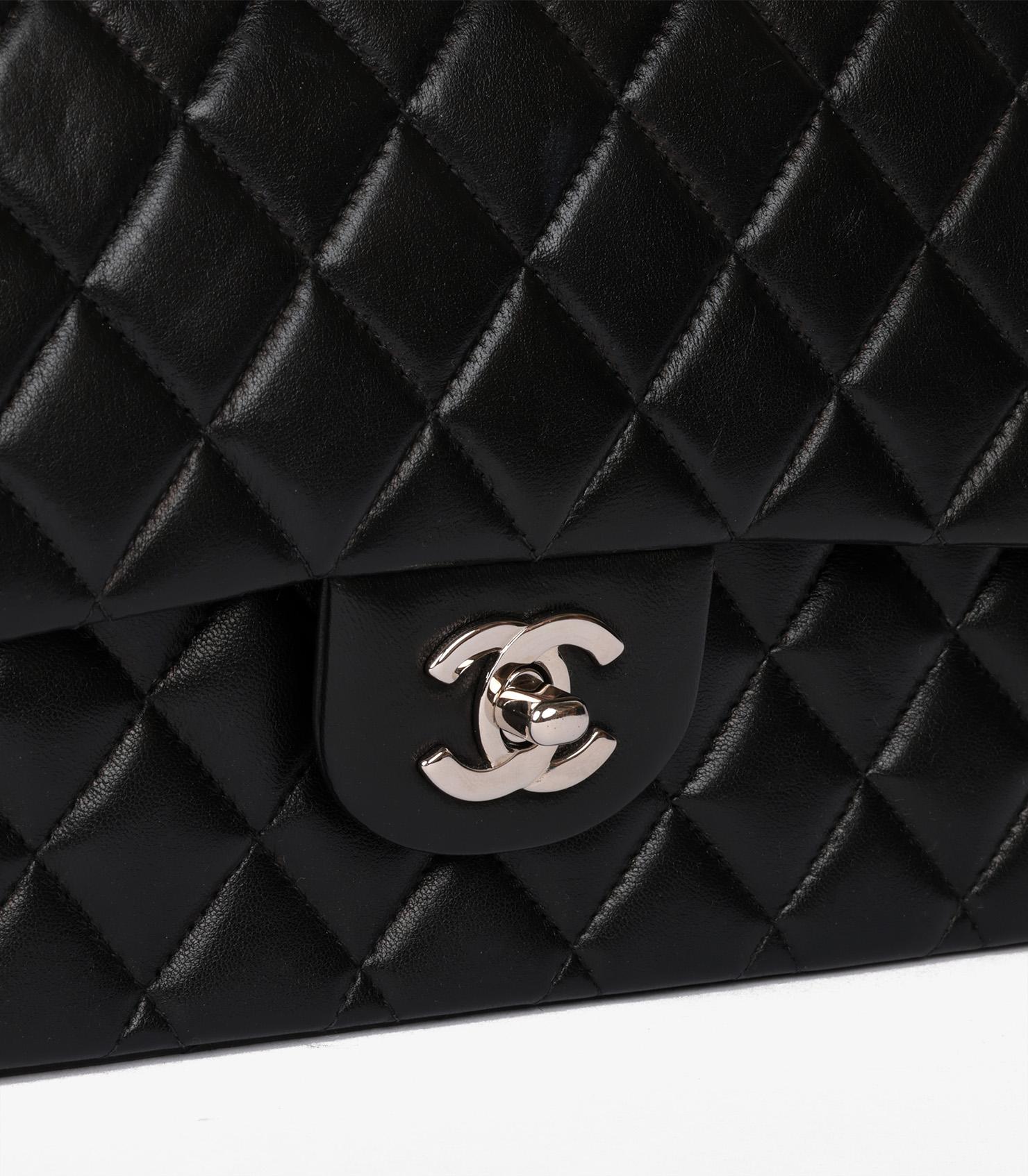 Chanel Black Quilted Lambskin Vintage Medium Classic Double Flap Bag For Sale 10