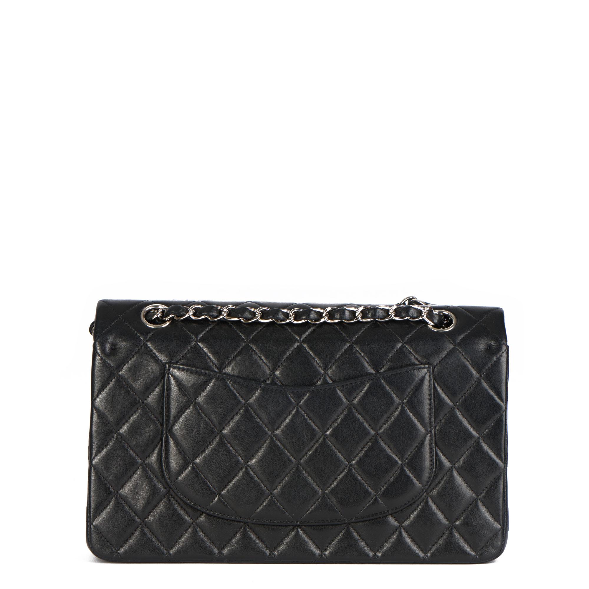 Xupes Reference: HB4192
Serial Number: 6098544
Age (Circa): 2002
Accompanied By: Chanel Dust Bag
Authenticity Details: Serial Sticker (Made in France)
Gender: Ladies
Type: Shoulder

Colour: Black
Hardware: Silver
Material(s): Lambskin