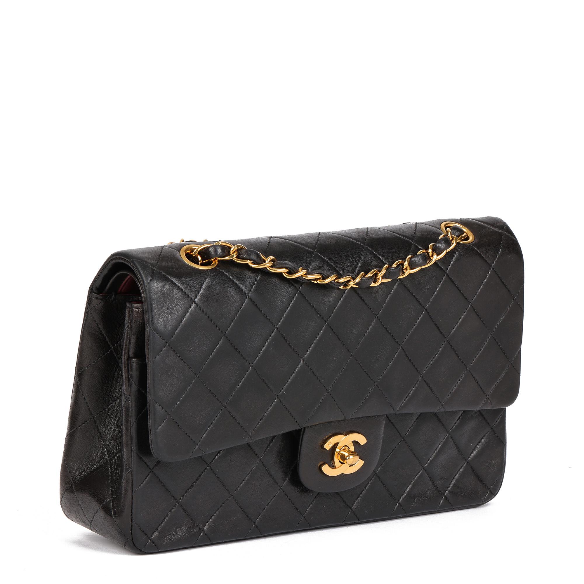 Chanel BLACK QUILTED LAMBSKIN VINTAGE MEDIUM CLASSIC DOUBLE FLAP BAG

CONDITION NOTES
The exterior is in excellent condition with light signs of use.
The interior is in excellent condition with light signs of use.
The hardware is in excellent