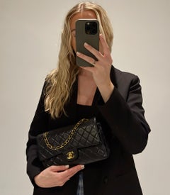 Chanel Black Quilted Lambskin Vintage Medium Classic Double Flap Bag
