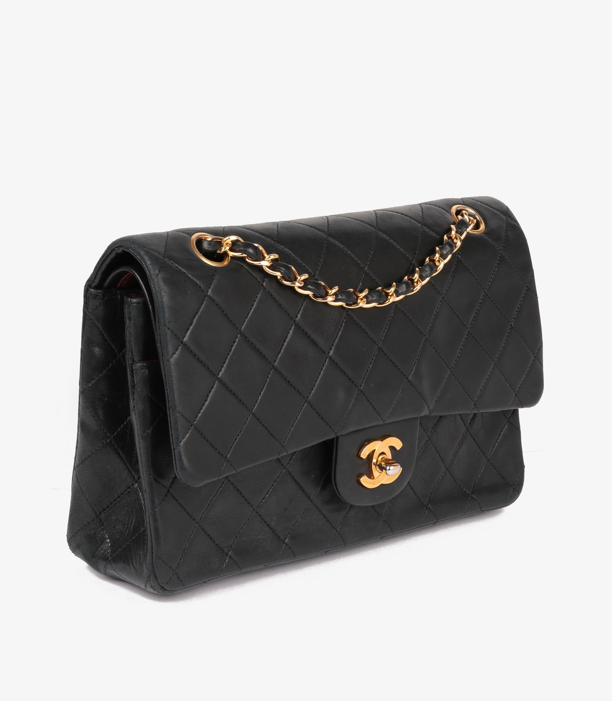 Chanel Black Quilted Lambskin Vintage Medium Classic Double Flap Bag In Good Condition In Bishop's Stortford, Hertfordshire