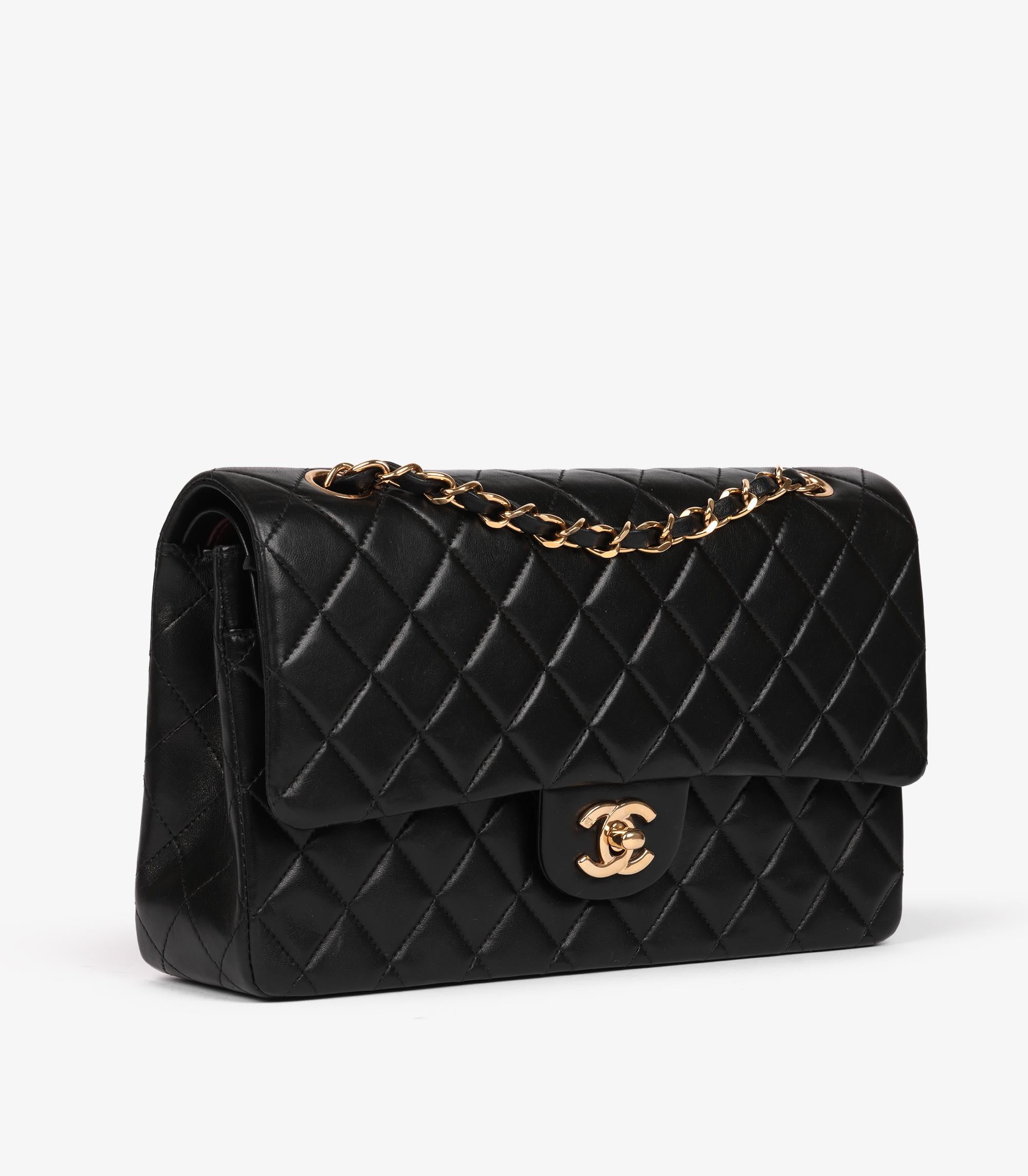 Chanel Black Quilted Lambskin Vintage Medium Classic Double Flap Bag In Excellent Condition In Bishop's Stortford, Hertfordshire