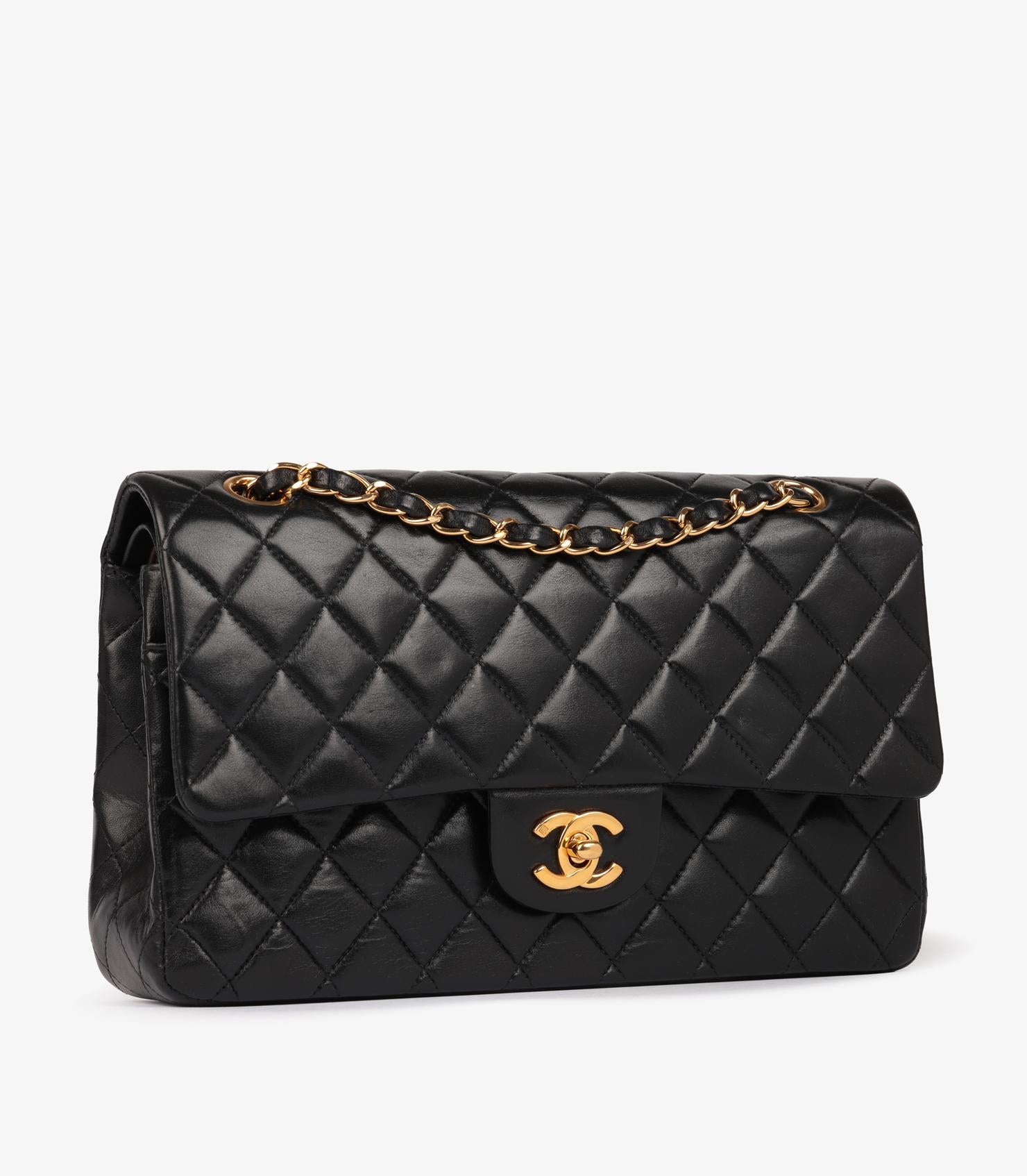 Chanel Black Quilted Lambskin Vintage Medium Classic Double Flap Bag im Zustand „Hervorragend“ im Angebot in Bishop's Stortford, Hertfordshire