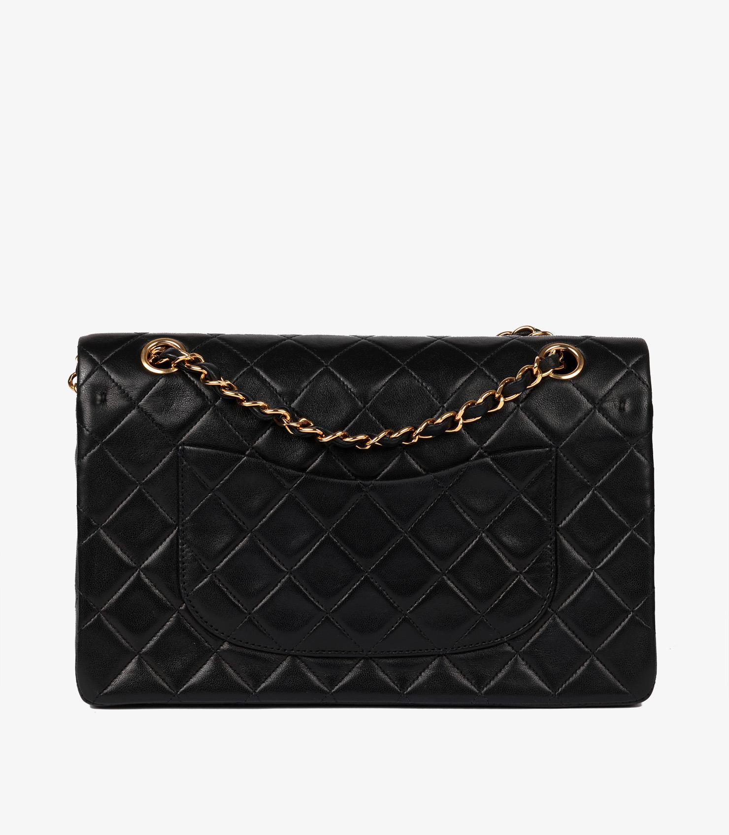 Chanel Black Quilted Lambskin Vintage Medium Classic Double Flap Bag For Sale 1