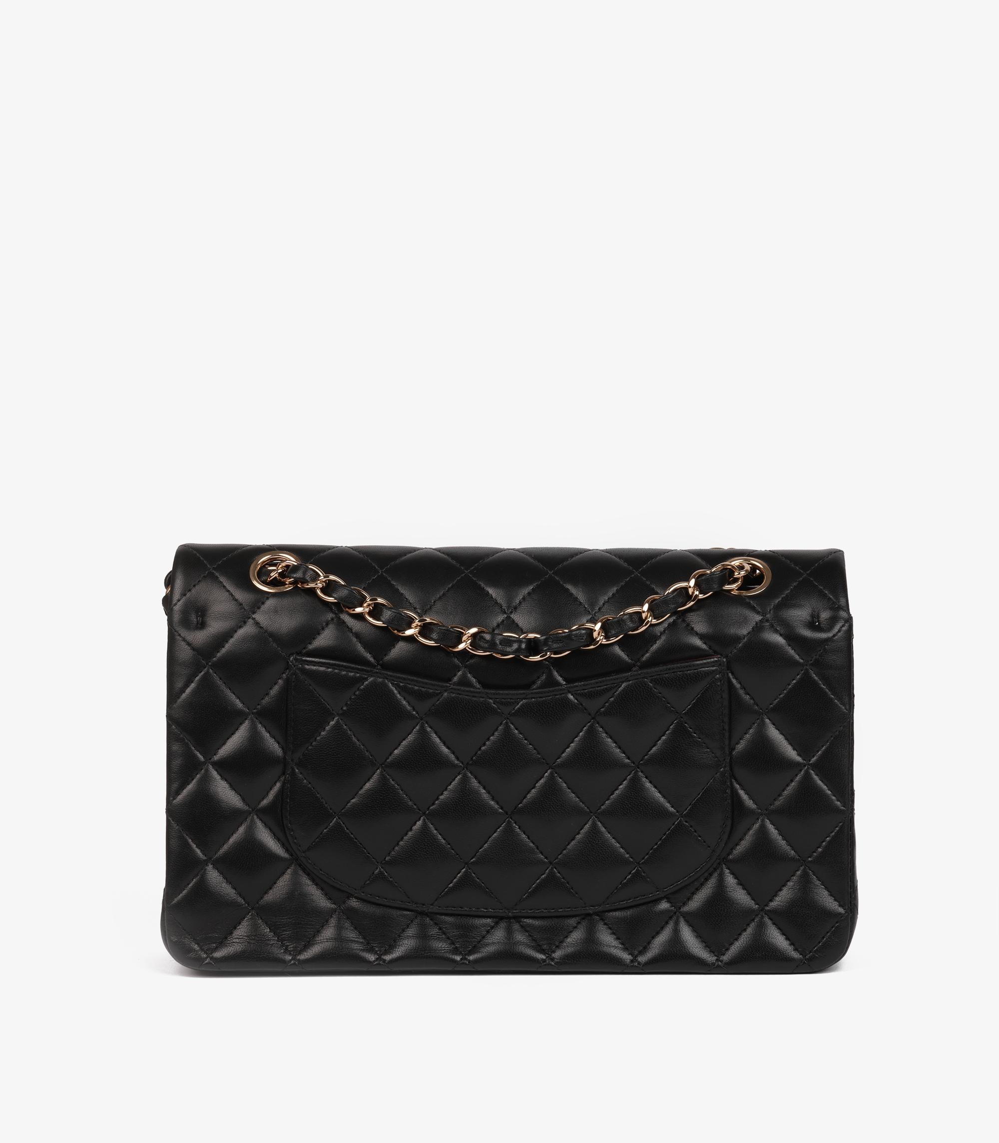 Chanel Black Quilted Lambskin Vintage Medium Classic Double Flap Bag For Sale 1