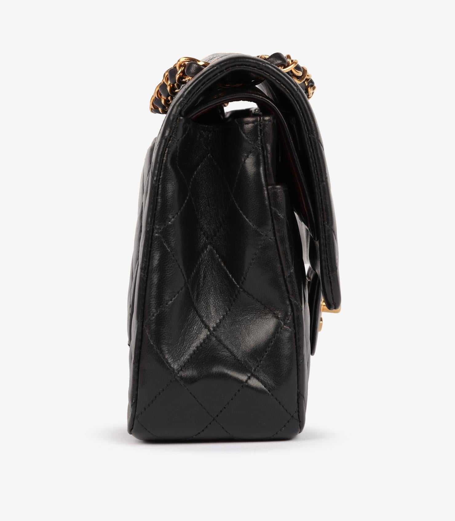 Chanel Black Quilted Lambskin Vintage Medium Classic Double Flap Bag im Angebot 1