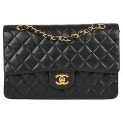Chanel BLACK QUILTED LAMBSKIN Vintage MEDIUM CLASSIC DOUBLE FLAP BAG