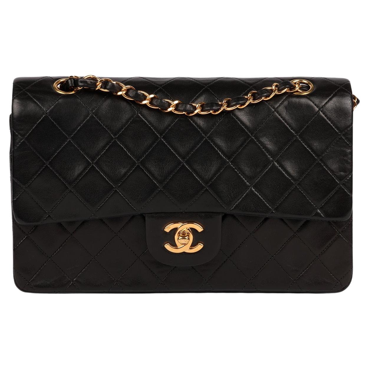 Chanel Black Quilted Lambskin Vintage Medium Classic Double Flap Bag For Sale