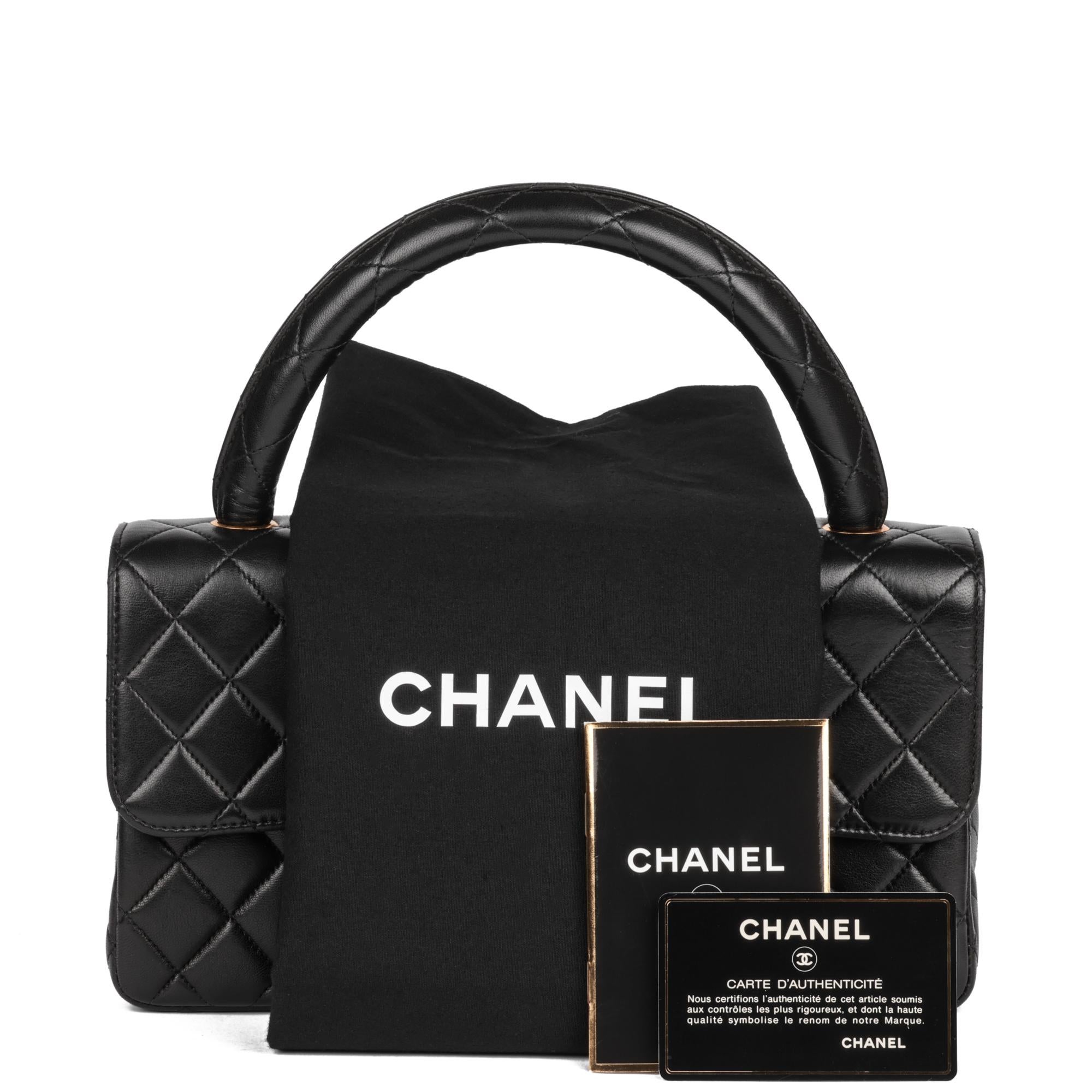 CHANEL Noir Cuir d'agneau matelassé Vintage Medium Classic Kelly en vente 8