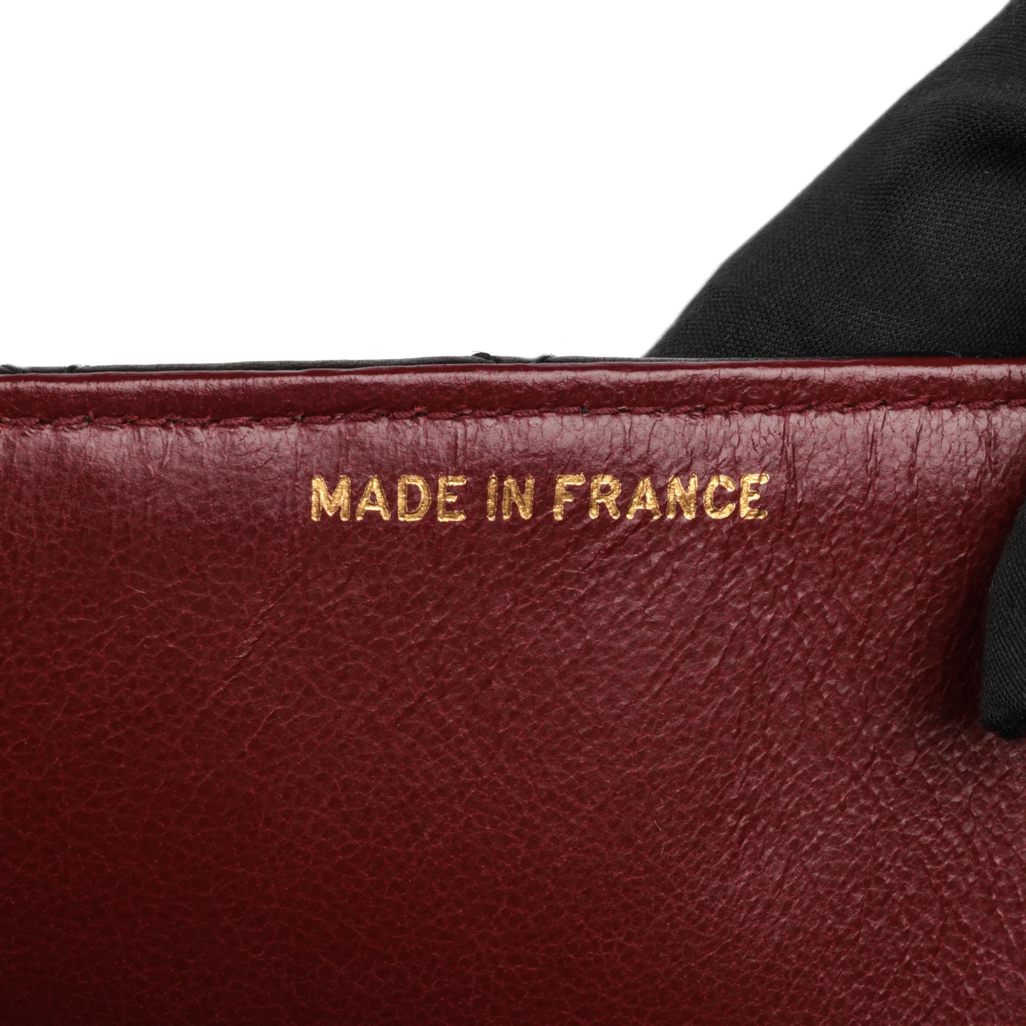 CHANEL Noir Cuir d'agneau matelassé Vintage Medium Classic Kelly en vente 5