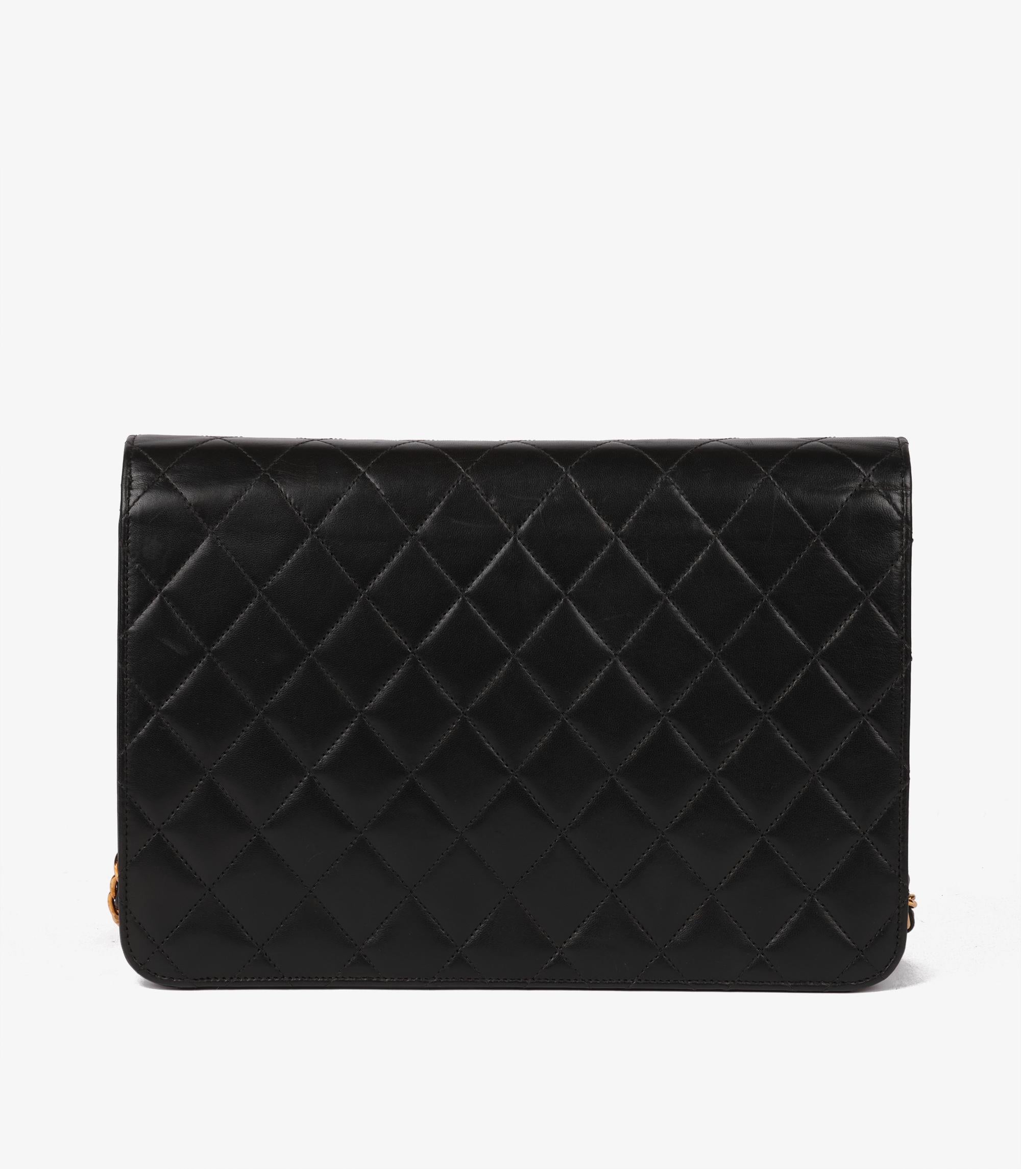 Women's or Men's Chanel Black Quilted Lambskin Vintage Medium Classic Single Flap Bag