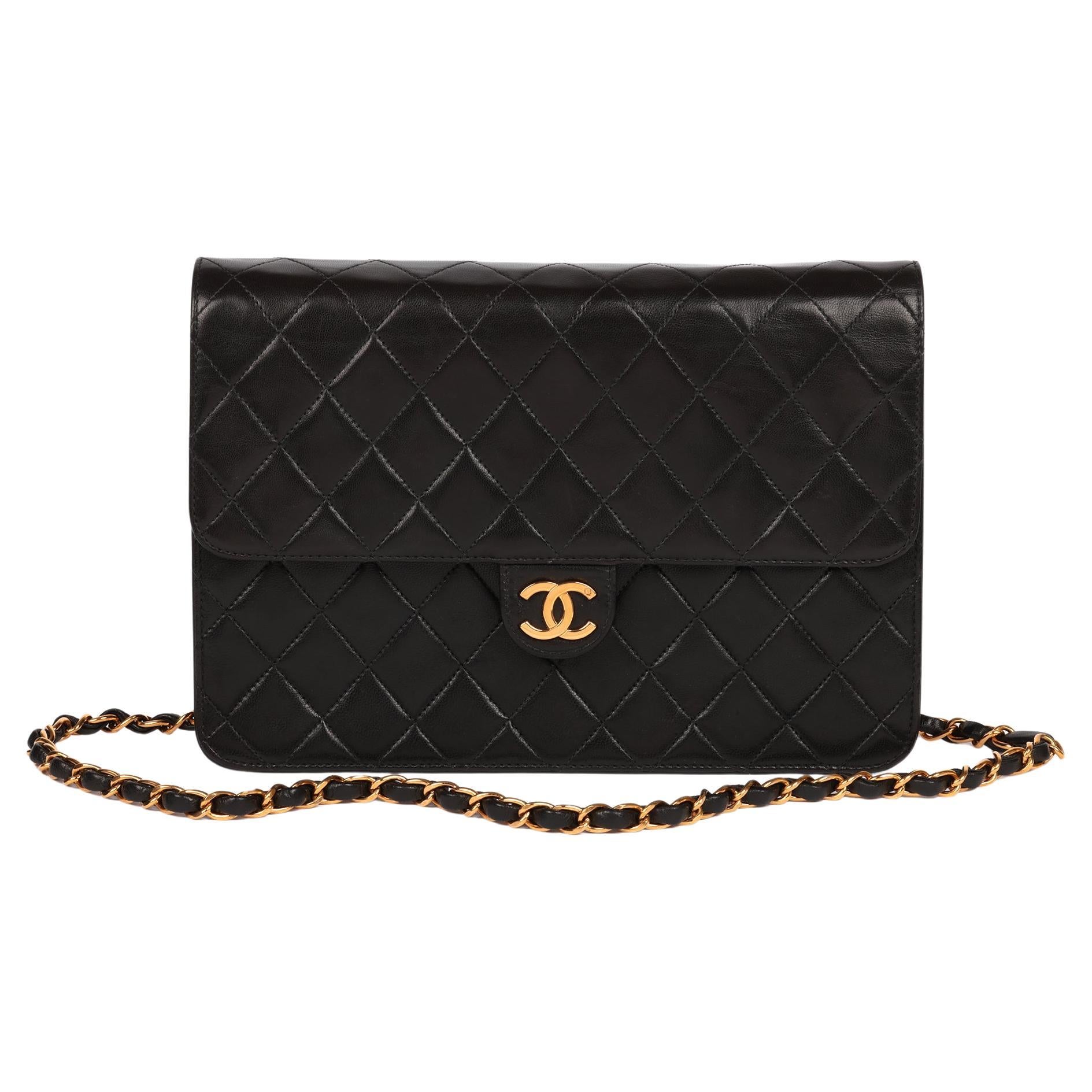 Chanel Black Quilted Lambskin Vintage Medium Classic Single Flap Bag