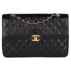 Chanel Black Quilted Lambskin Vintage Medium Classic Single Flap Bag