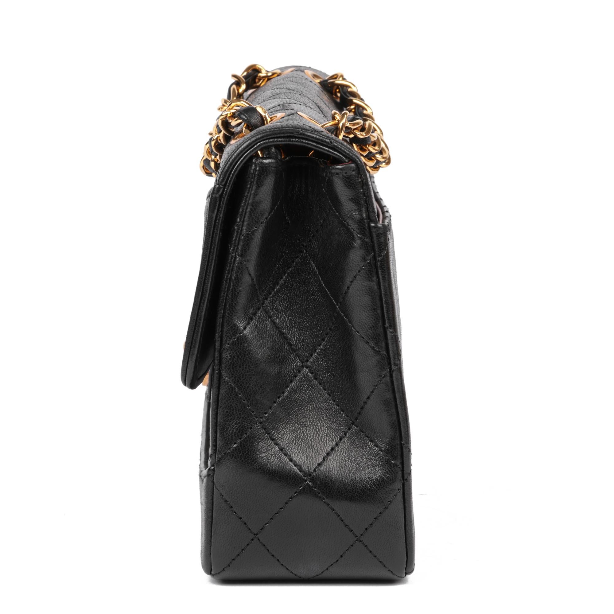CHANEL Black Quilted Lambskin Vintage Medium Classic Single Flap Bag with Wallet In Excellent Condition For Sale In Bishop's Stortford, Hertfordshire