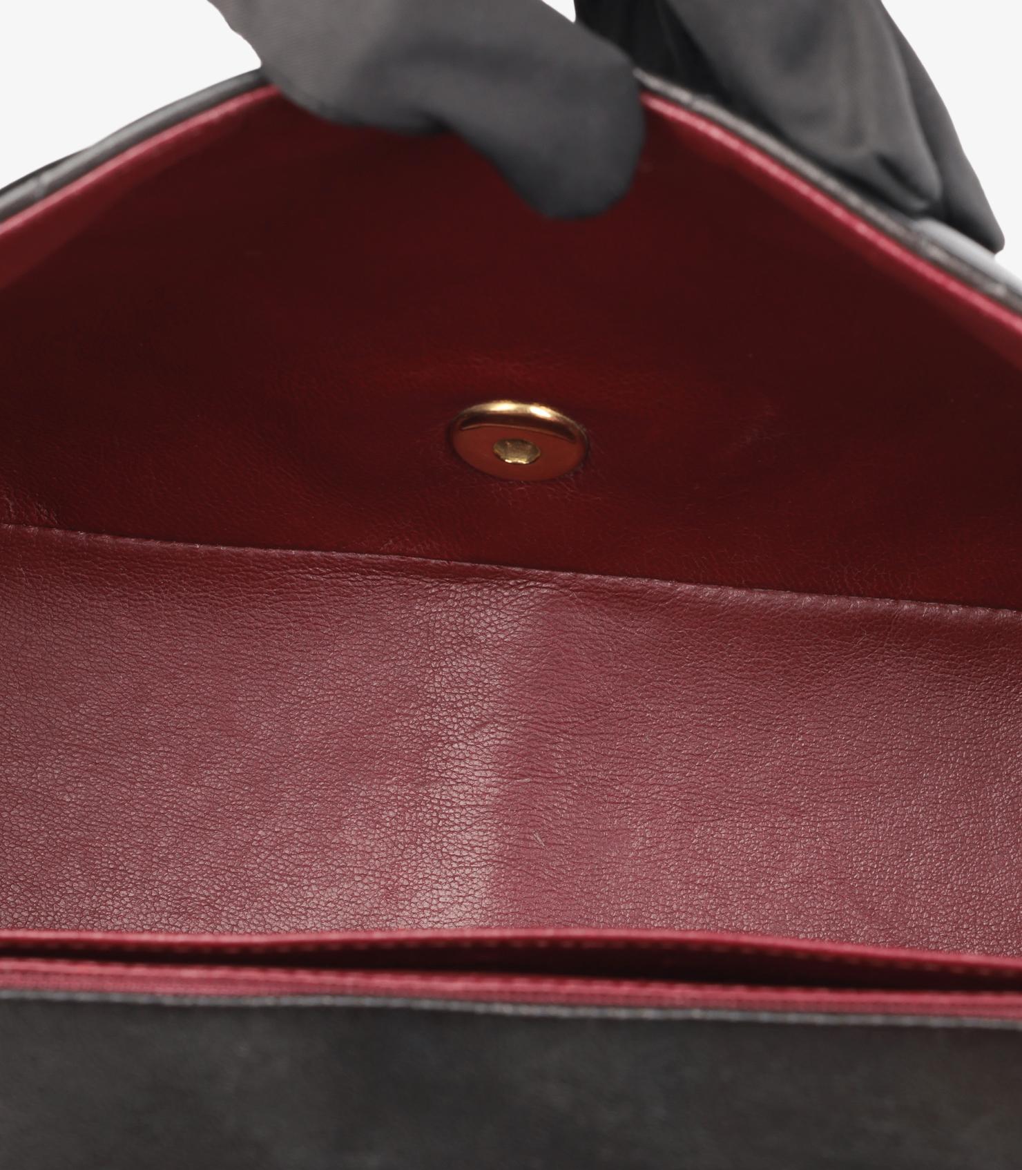 Chanel Schwarze Vintage Medium Diana Classic Single Flap Tasche aus gestepptem Lammfell Vintage Medium im Angebot 6