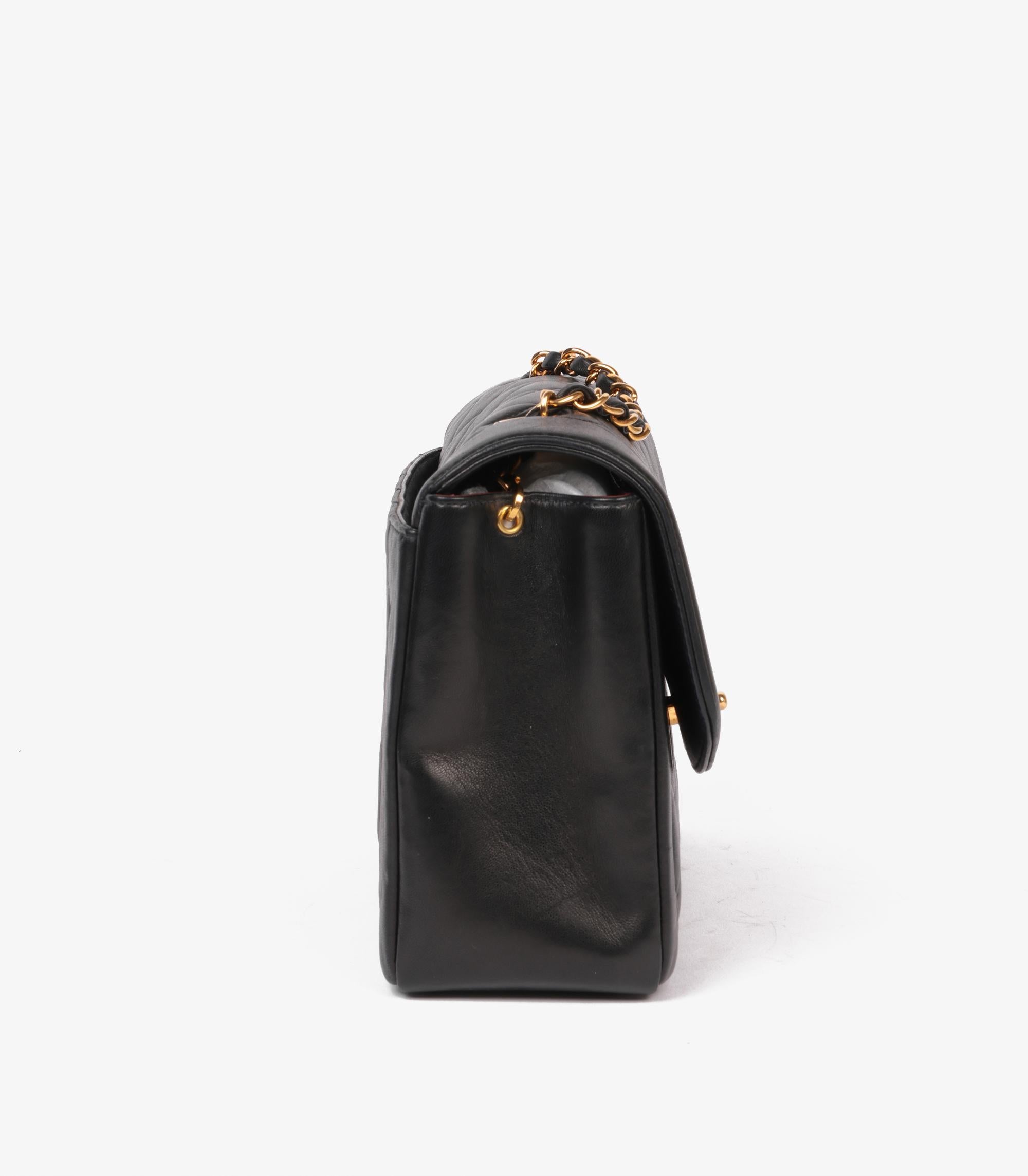 Women's or Men's Chanel Black Quilted Lambskin Vintage Medium Diana Classic Single Flap Bag