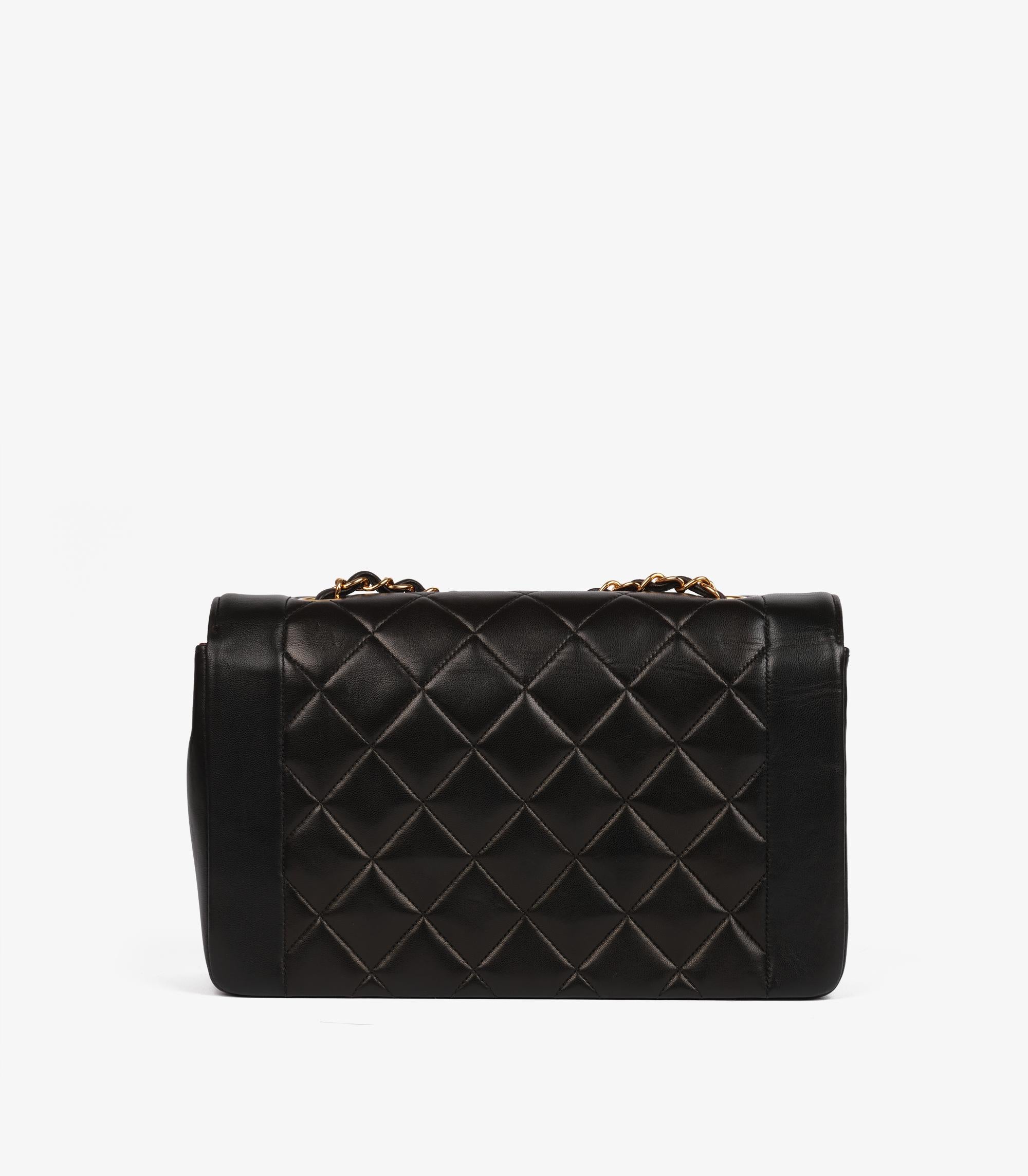 Chanel Black Quilted Lambskin Vintage Medium Diana Classic Single Flap Bag For Sale 1
