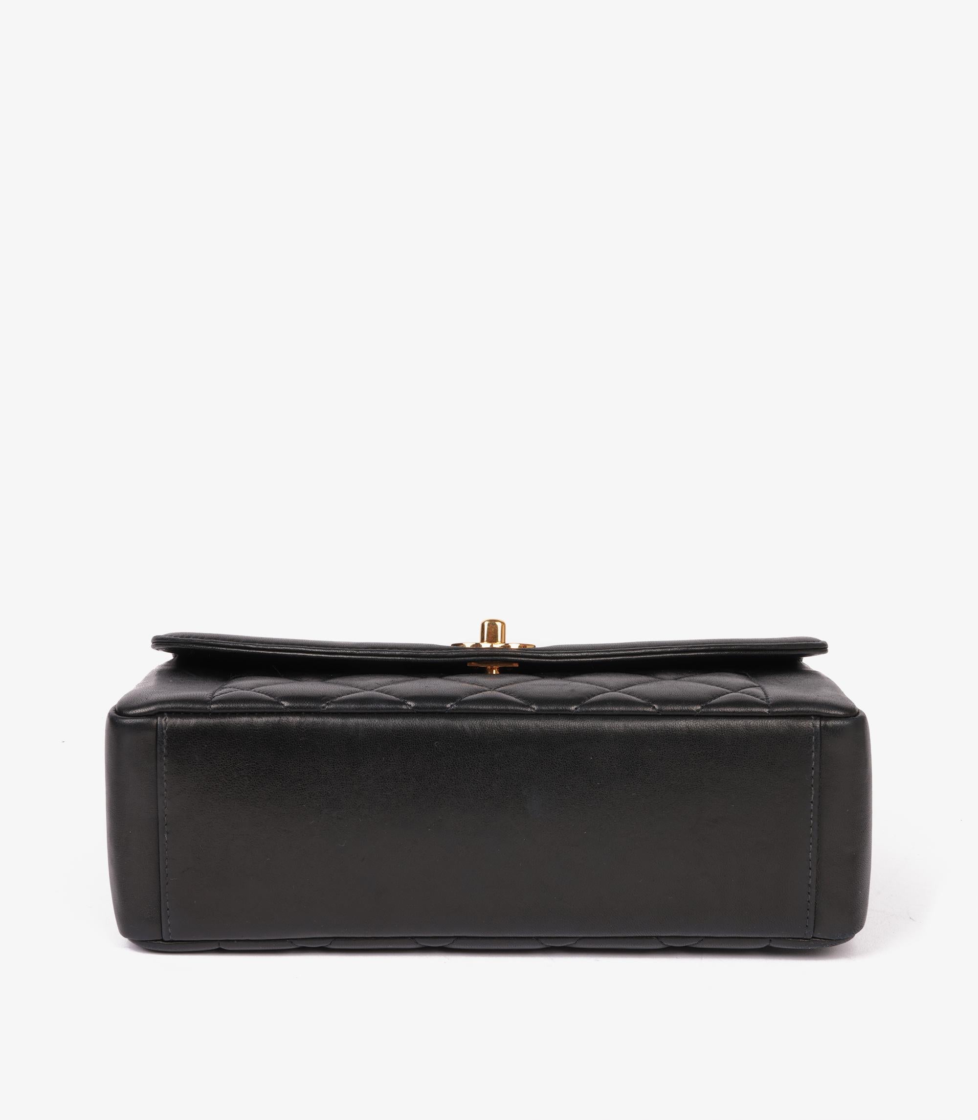 Chanel Black Quilted Lambskin Vintage Medium Diana Classic Single Flap Bag 3
