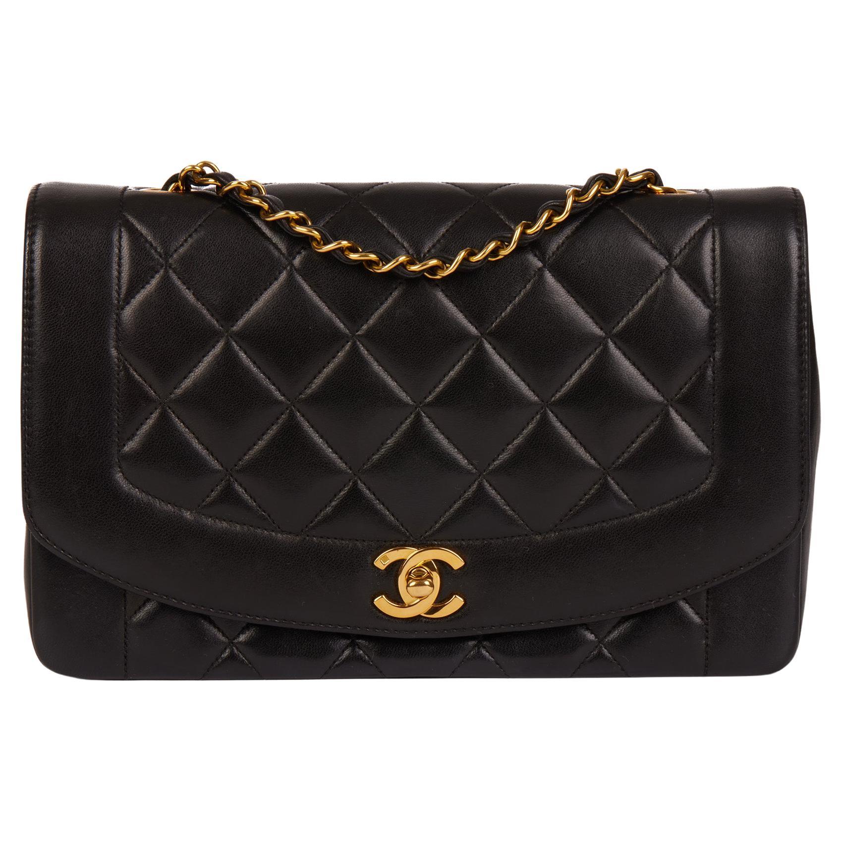 Chanel Black Quilted Lambskin Vintage Medium Diana Classic Single Flap Bag