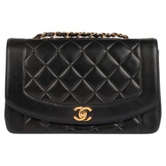 Chanel Black Quilted Lambskin Vintage Medium Diana Classic Single Flap Bag