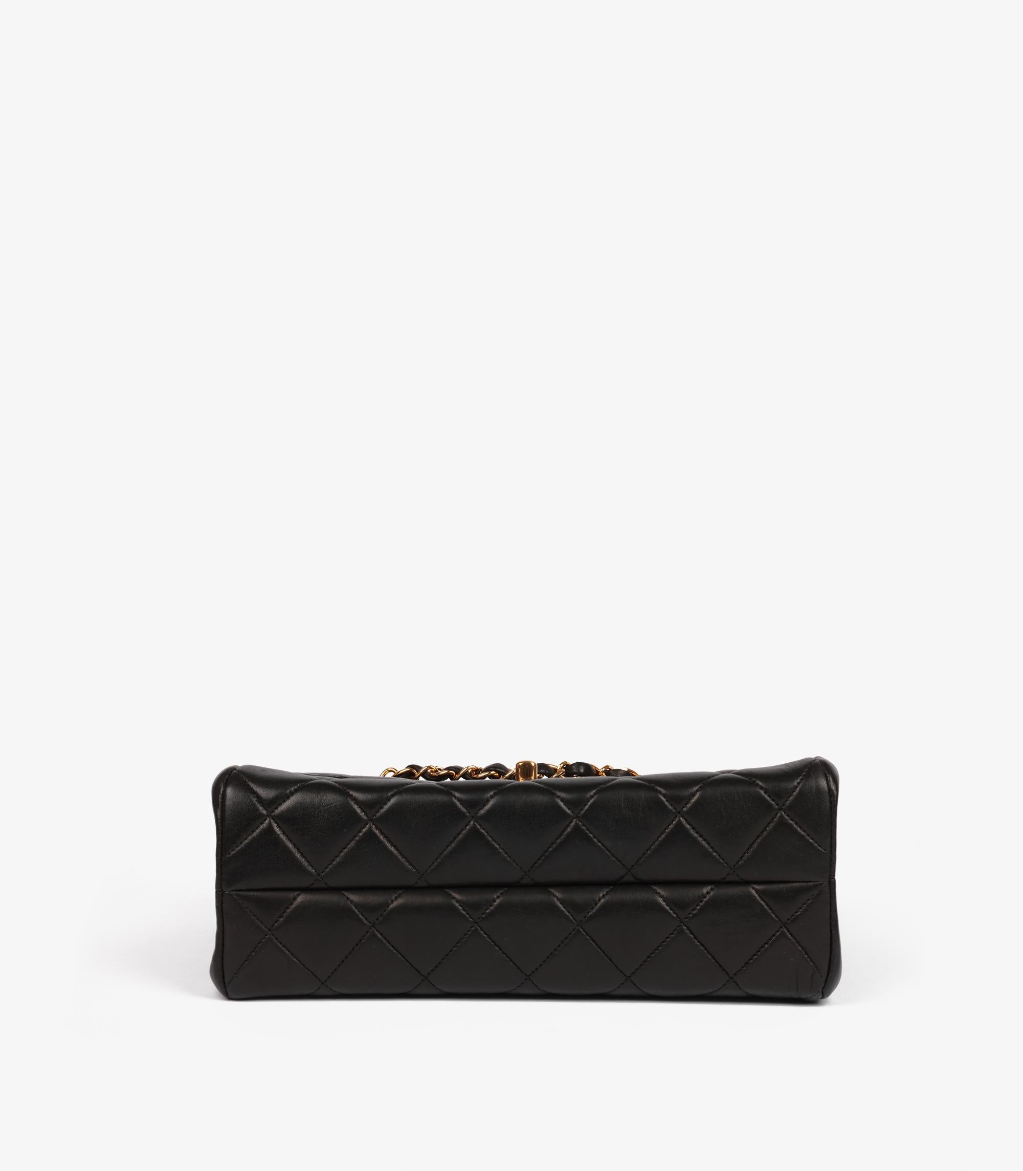 Chanel Black Quilted Lambskin Vintage Medium Envelope Classic Single Flap Bag For Sale 3