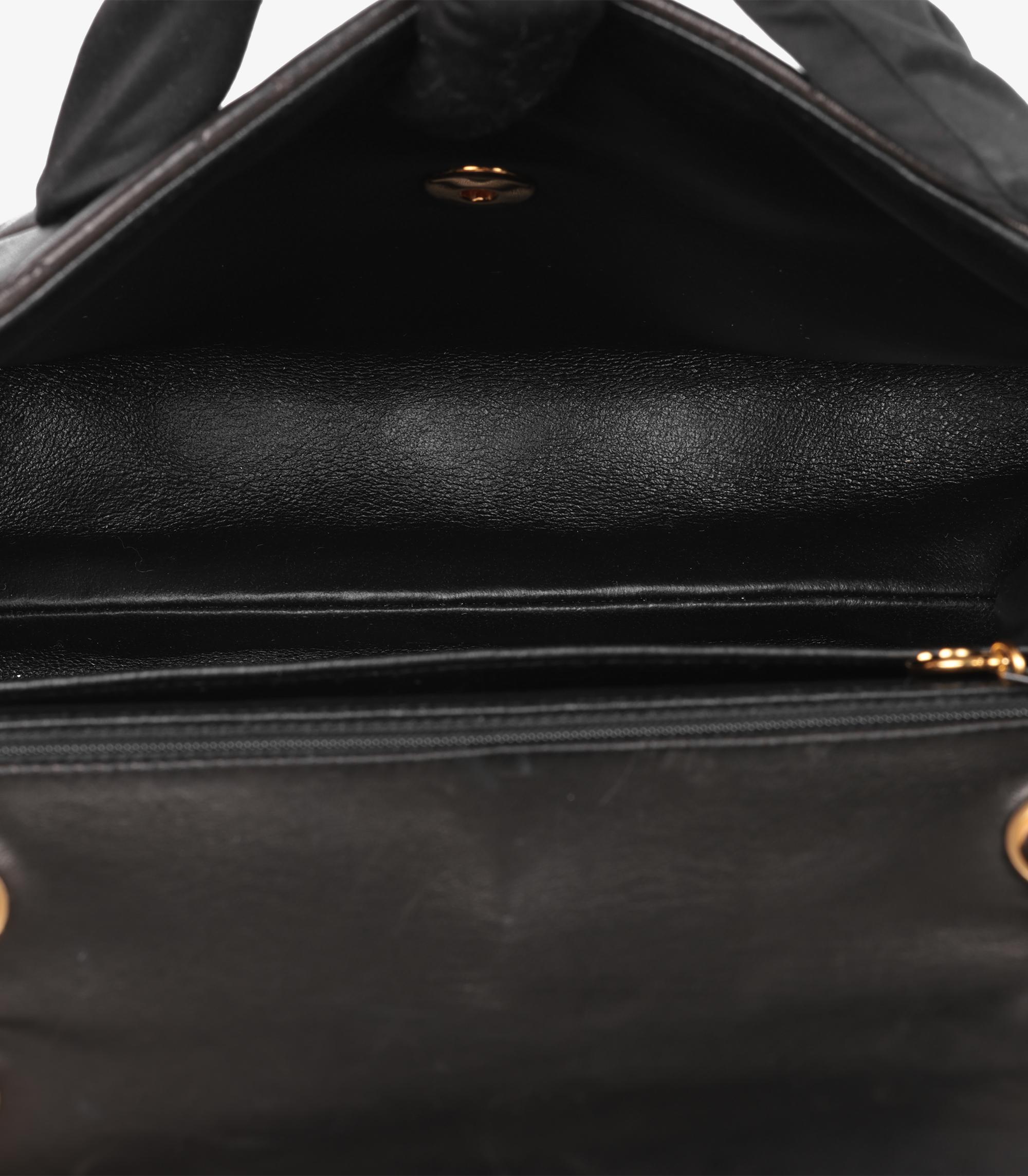 Chanel Black Quilted Lambskin Vintage Medium Envelope Classic Single Flap Bag For Sale 4