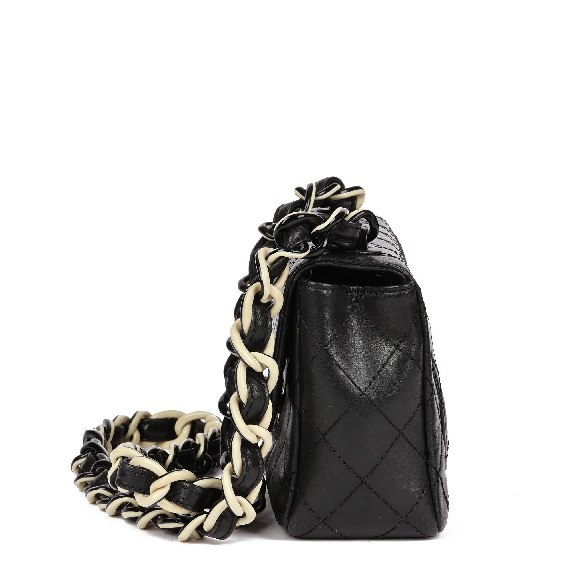 Women's CHANEL Black Quilted Lambskin Vintage Mini Classic Single Flap Bag For Sale