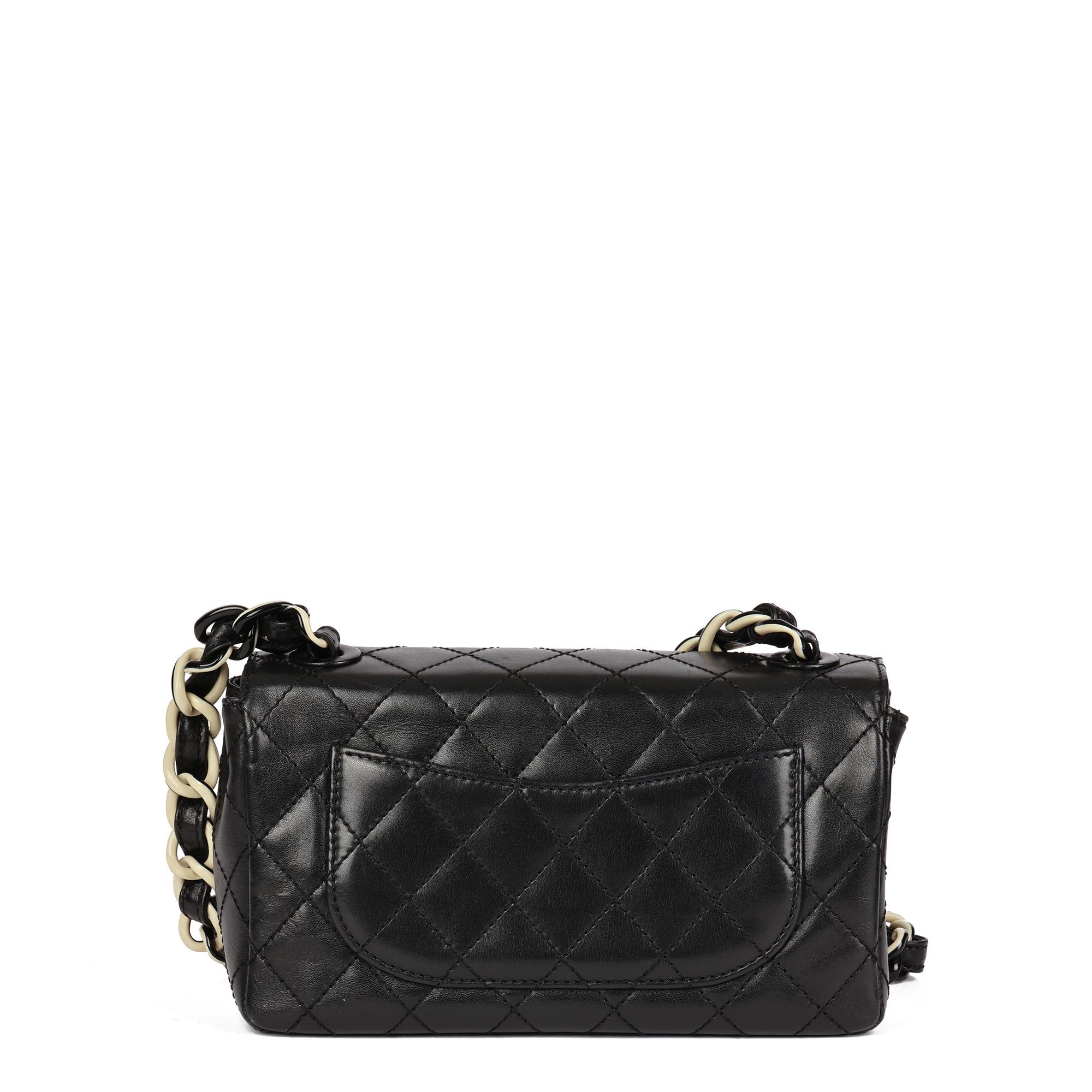 CHANEL Black Quilted Lambskin Vintage Mini Classic Single Flap Bag For Sale 1