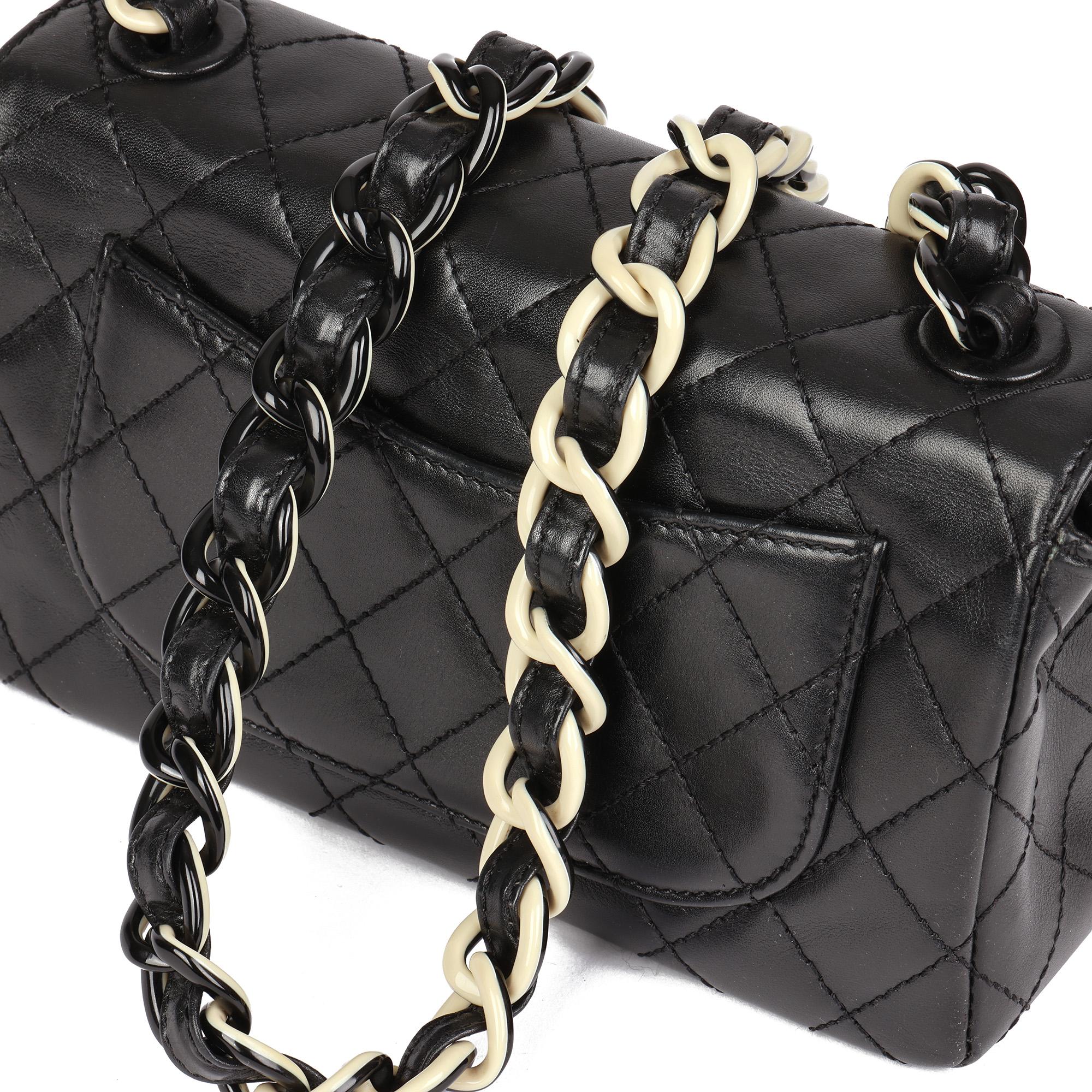 CHANEL Black Quilted Lambskin Vintage Mini Classic Single Flap Bag For Sale 4