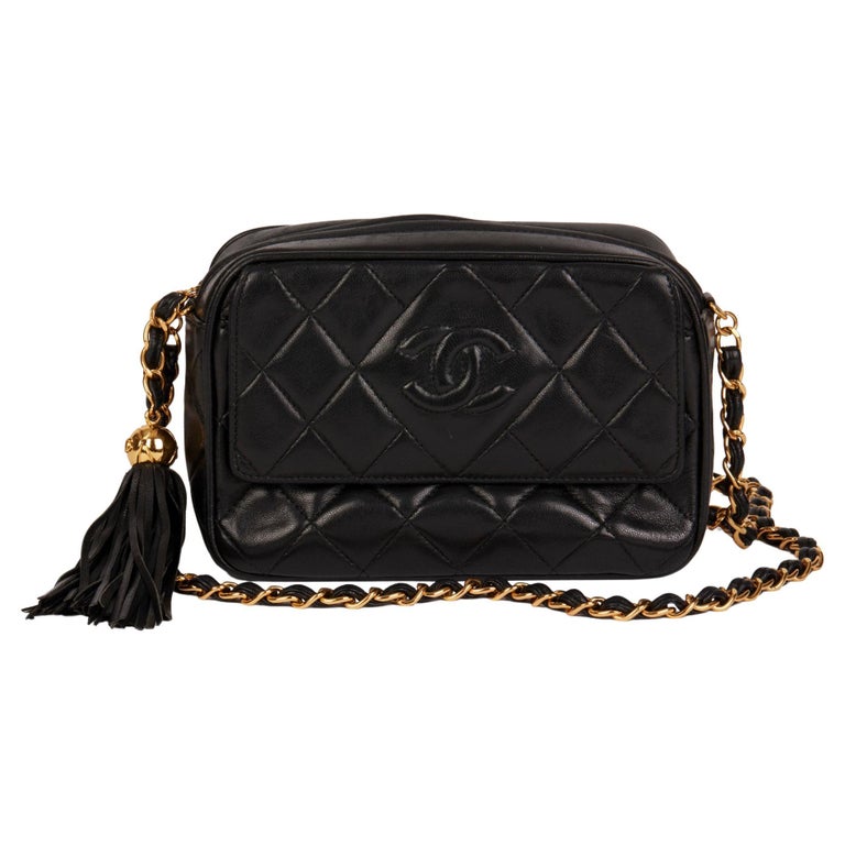 black leather chanel purse