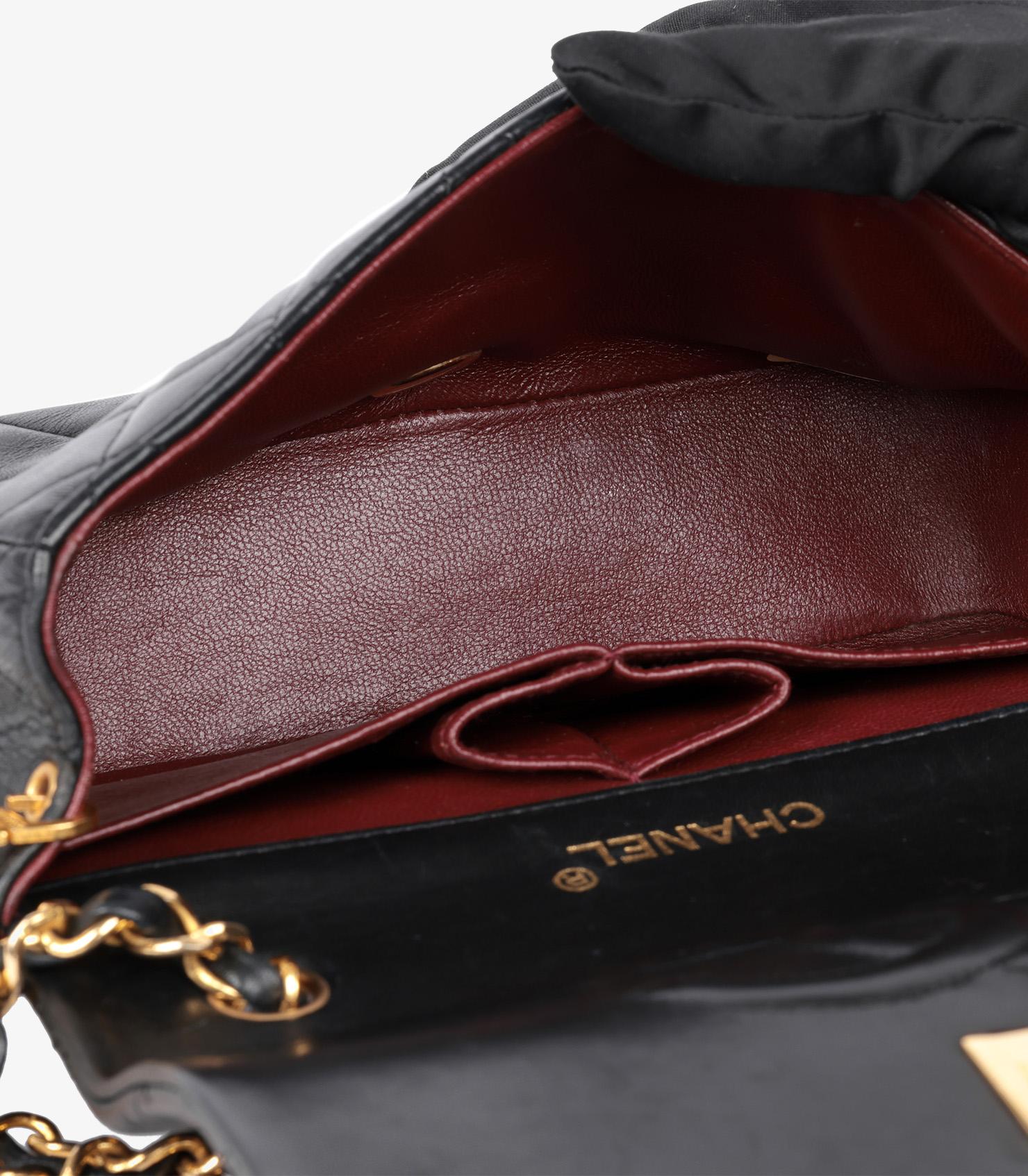 Chanel Schwarzes gestepptes Lammfell Vintage Rectangular Mini Full Flap Bag 6