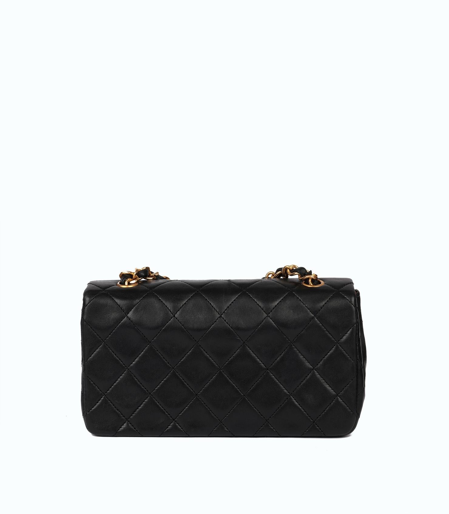 Chanel Schwarzes gestepptes Lammfell Vintage Rectangular Mini Full Flap Bag 2