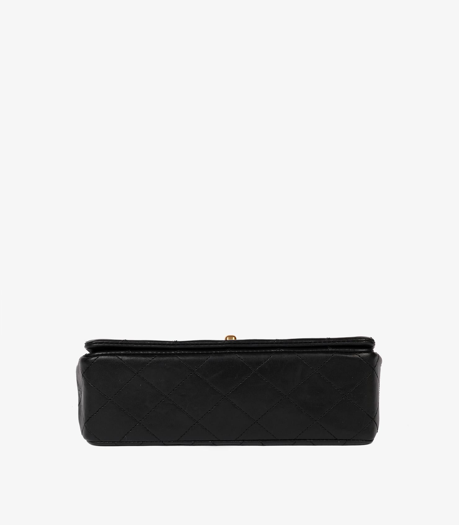 Chanel - Mini sac à rabat rectangulaire en cuir d'agneau matelassé vintage - noir 2