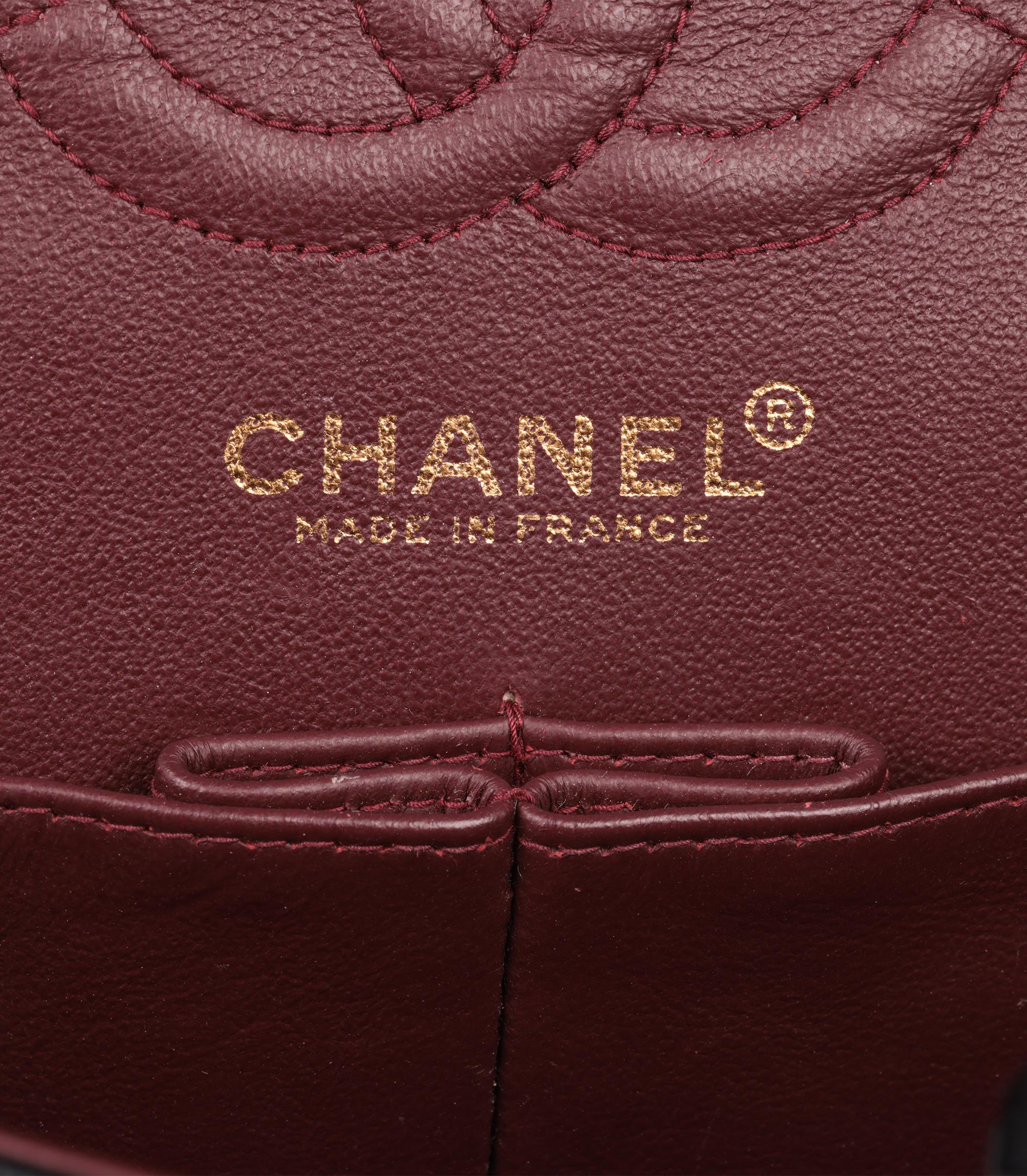 Chanel Black Quilted Lambskin Vintage Small Classic Double Flap Bag en vente 5
