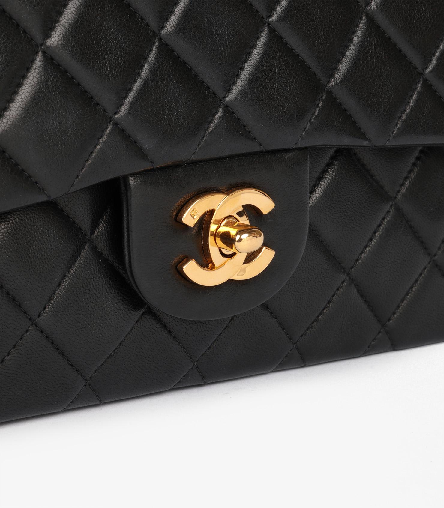 Chanel Black Quilted Lambskin Vintage Small Classic Double Flap Bag For Sale 3