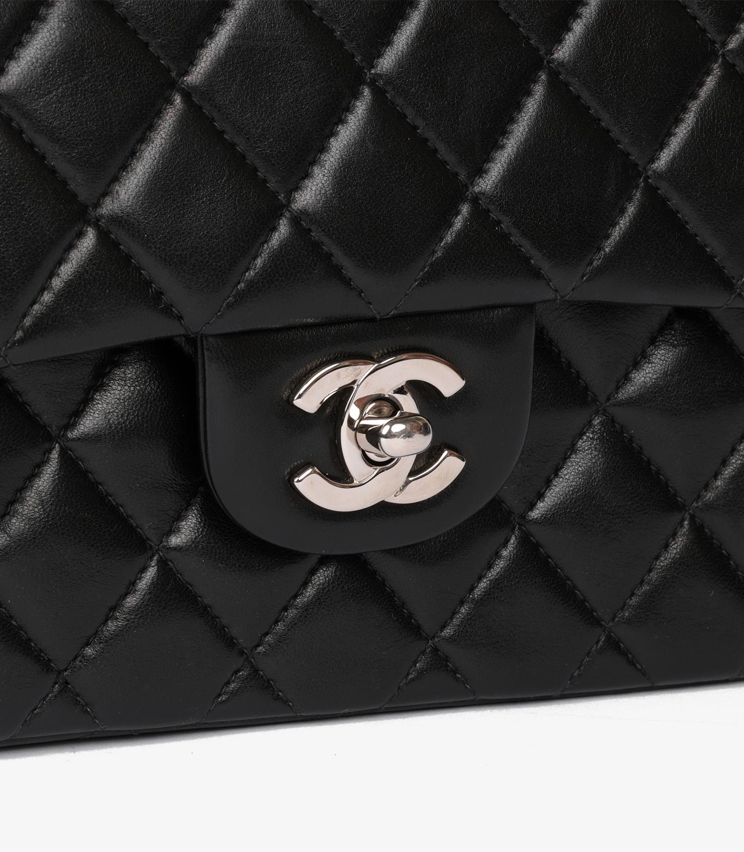 Chanel Schwarzes gestepptes Lammfell Vintage Small Classic Double Flap Tasche im Angebot 2