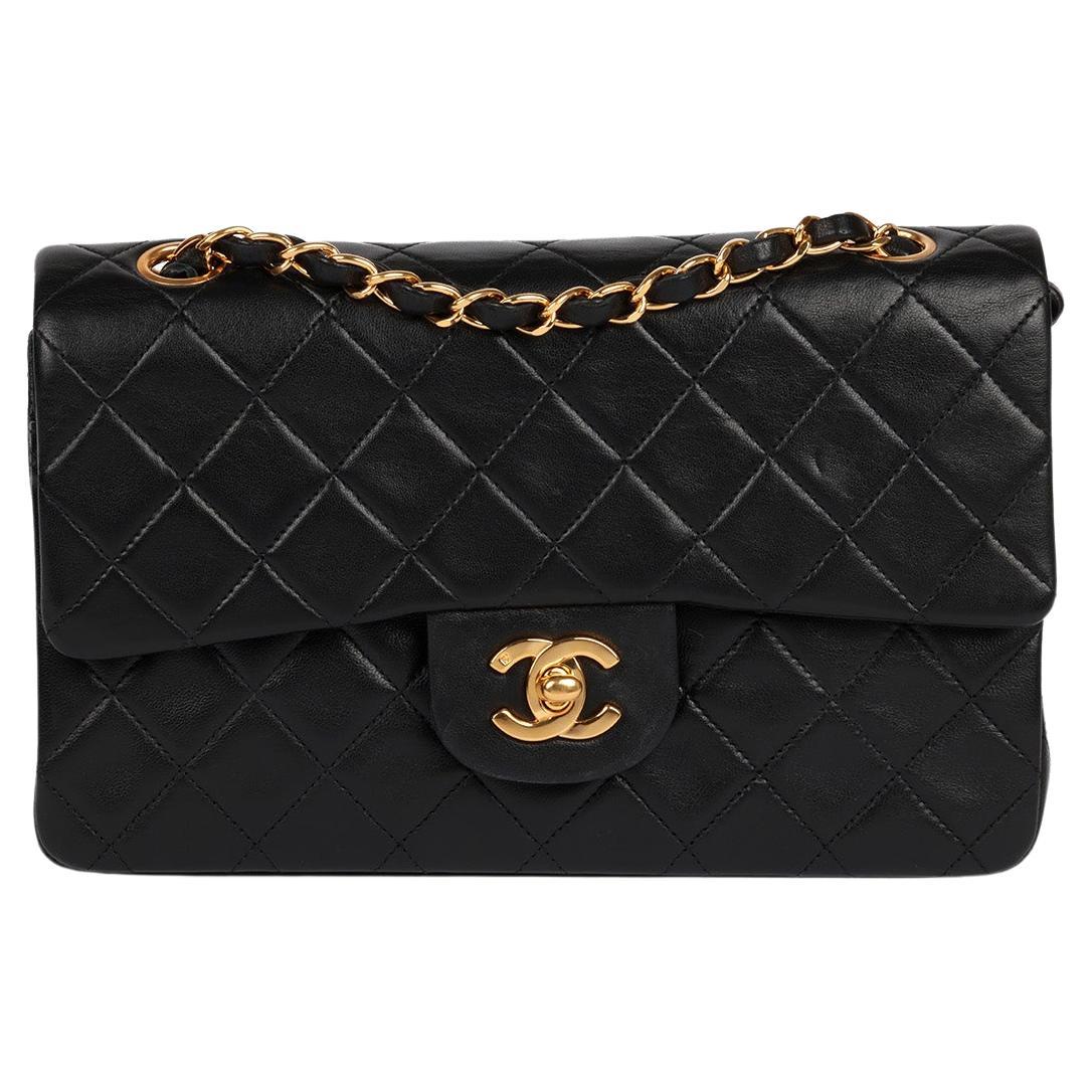 Chanel Black Quilted Lambskin Vintage Small Classic Double Flap Bag For Sale