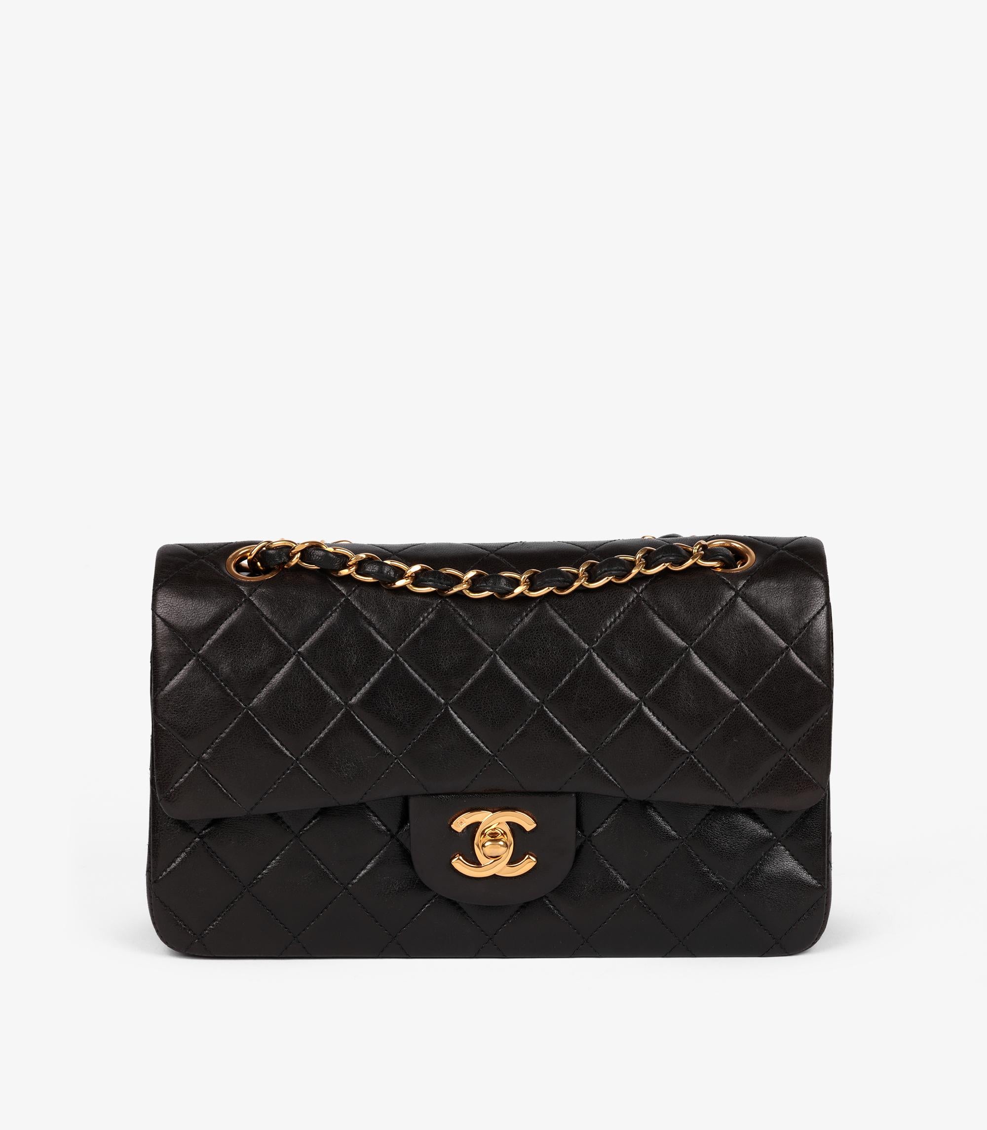 Chanel Black Quilted Lambskin Vintage Small Classic Double Flap Bag For Sale