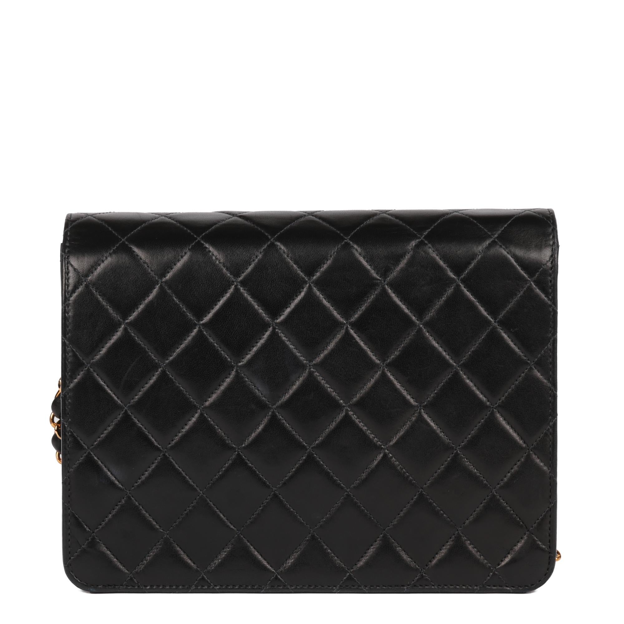  CHANEL Petit sac à rabat classique vintage en cuir d'agneau matelass�é noir Pour femmes 