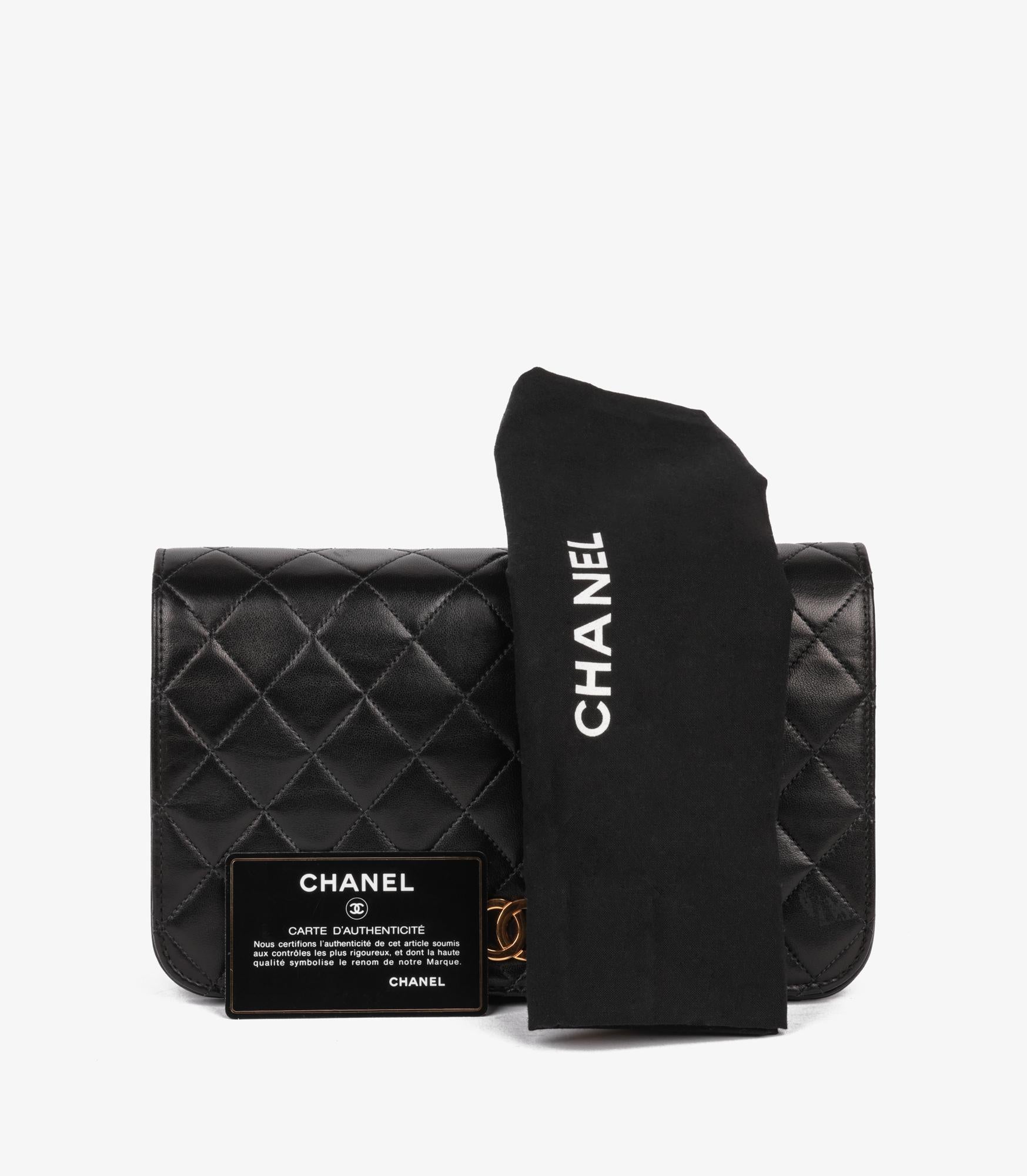 Chanel Black Quilted Lambskin Vintage Small Classic Single Full Flap Bag 10