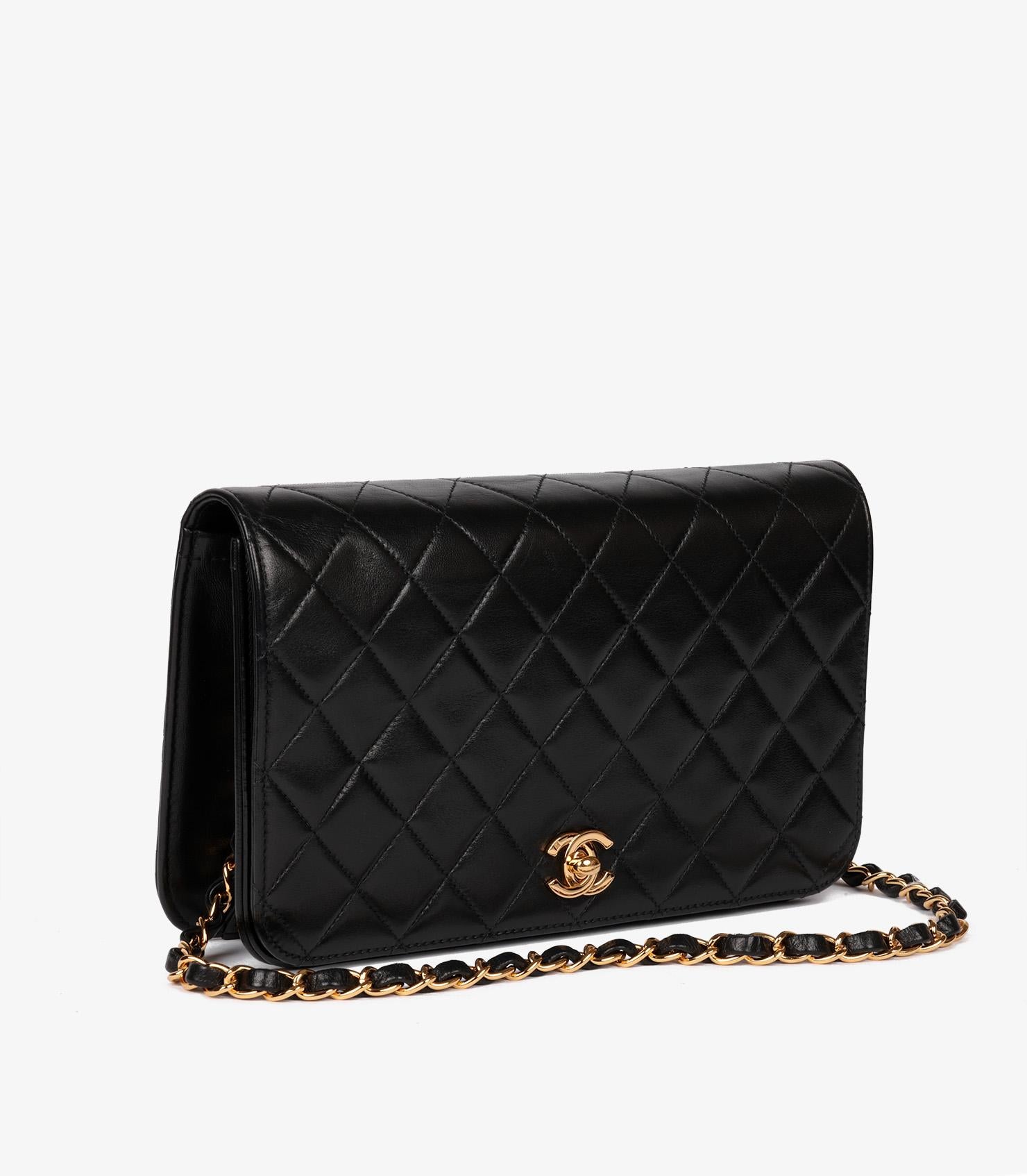 Noir Chanel Black Quilted Lambskin Vintage Small Classic Single Full Flap Bag en vente