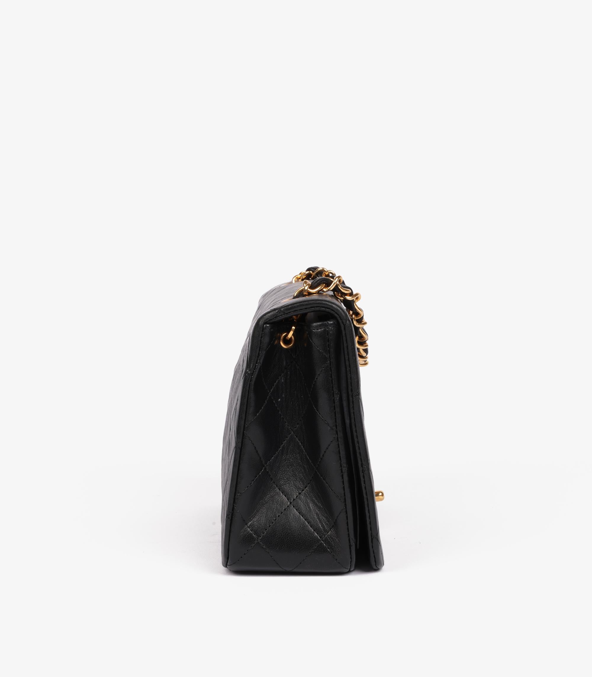 Chanel Black Quilted Lambskin Vintage Small Classic Single Full Flap Bag Excellent état - En vente à Bishop's Stortford, Hertfordshire