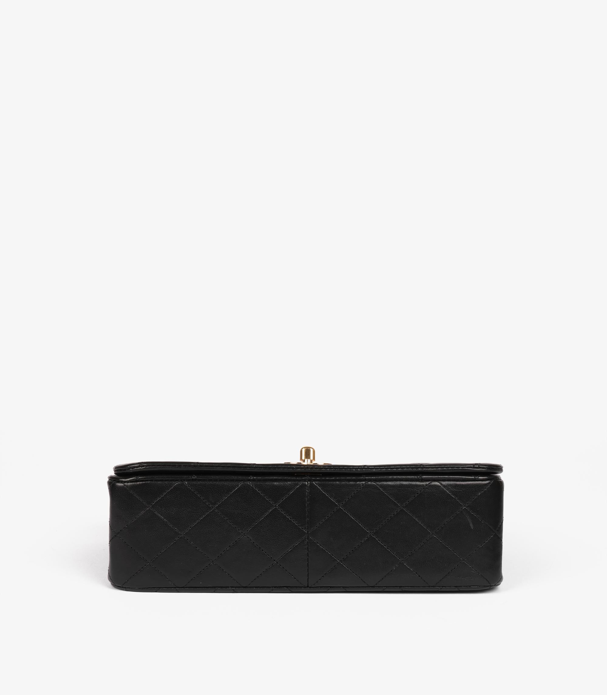 Chanel Black Quilted Lambskin Vintage Small Classic Single Full Flap Bag en vente 2